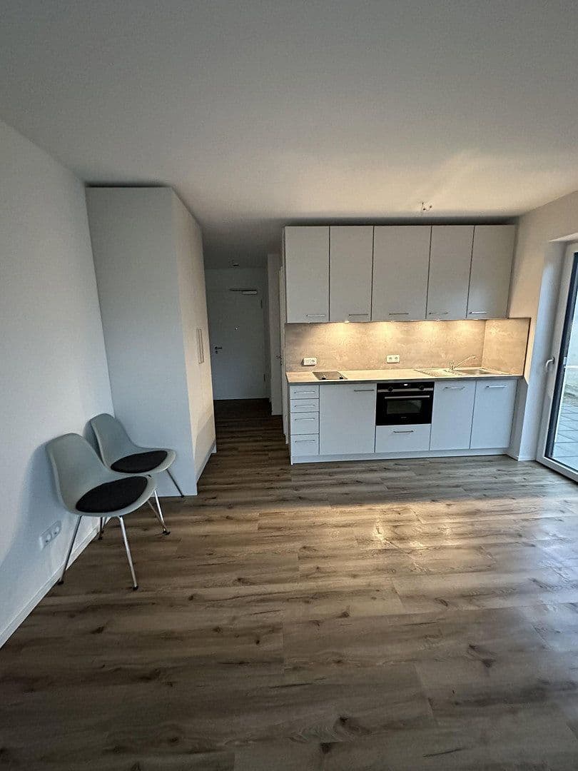 Prenájom bytu 1-izbový 35 m², Schleißheimerstrasse 433, München - Am Hart, Bavorsko Prenájom bytu 1-izbový 35 m², Schleißheimerstrasse 433, München - Am Hart, Bavorsko