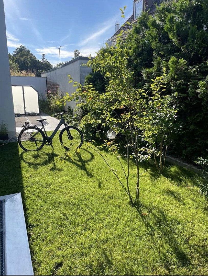 Prenájom bytu 1-izbový 35 m², Schleißheimerstrasse 433, München - Am Hart, Bavorsko Prenájom bytu 1-izbový 35 m², Schleißheimerstrasse 433, München - Am Hart, Bavorsko