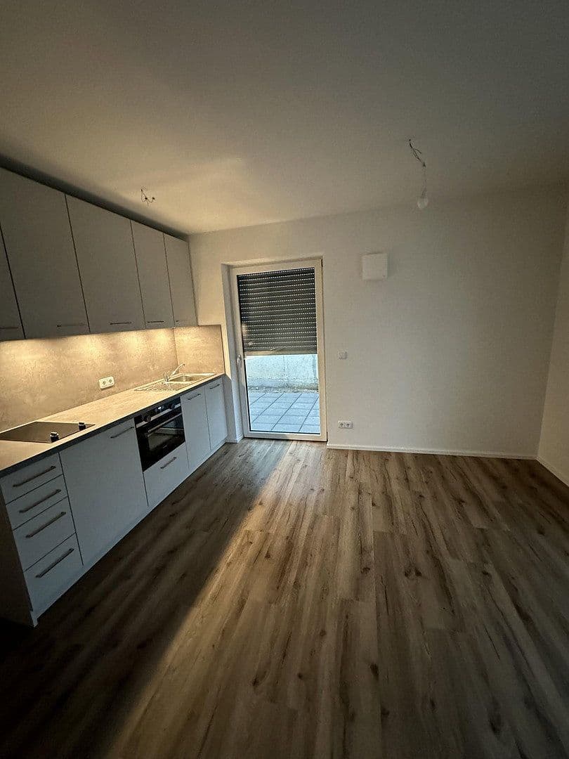 Prenájom bytu 1-izbový 35 m², Schleißheimerstrasse 433, München - Am Hart, Bavorsko Prenájom bytu 1-izbový 35 m², Schleißheimerstrasse 433, München - Am Hart, Bavorsko