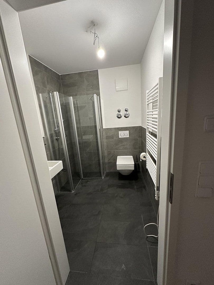 Prenájom bytu 1-izbový 35 m², Schleißheimerstrasse 433, München - Am Hart, Bavorsko Prenájom bytu 1-izbový 35 m², Schleißheimerstrasse 433, München - Am Hart, Bavorsko