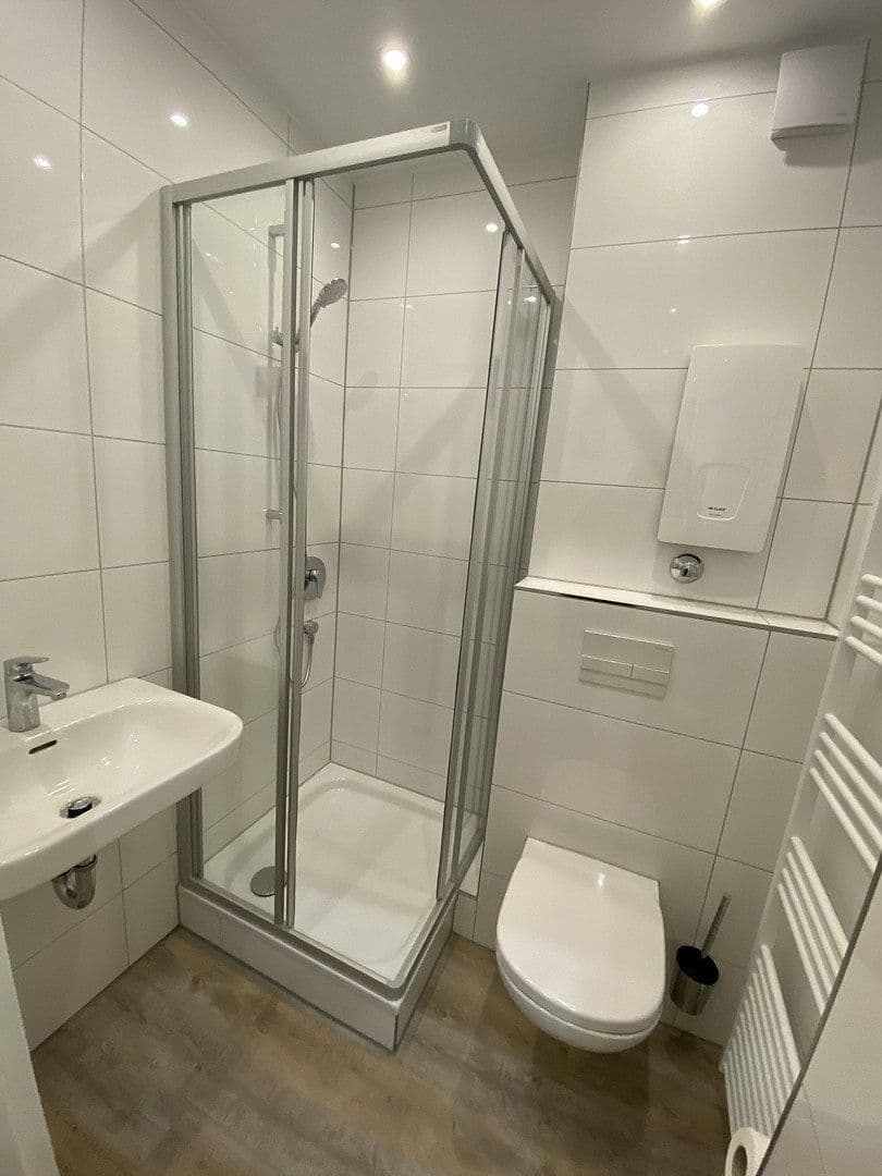 Prenájom bytu 1-izbový 39 m², Hochemmericher Straße 64, Duisburg, Severné Porýnie - Westfálsko Prenájom bytu 1-izbový 39 m², Hochemmericher Straße 64, Duisburg, Severné Porýnie - Westfálsko