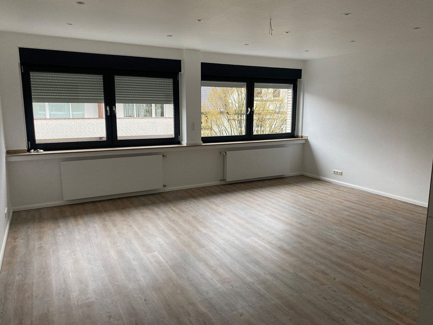 Prenájom bytu 1-izbový 39 m², Hochemmericher Straße 64, Duisburg, Severné Porýnie - Westfálsko Prenájom bytu 1-izbový 39 m², Hochemmericher Straße 64, Duisburg, Severné Porýnie - Westfálsko