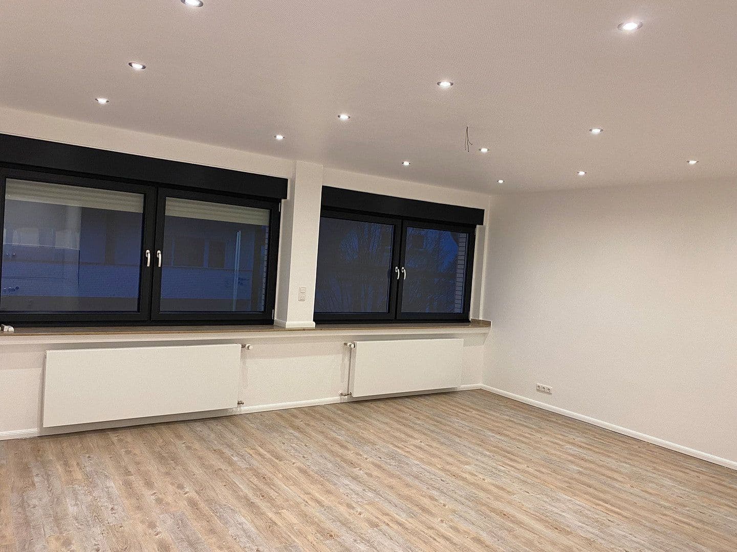 Prenájom bytu 1-izbový 39 m², Hochemmericher Straße 64, Duisburg, Severné Porýnie - Westfálsko Prenájom bytu 1-izbový 39 m², Hochemmericher Straße 64, Duisburg, Severné Porýnie - Westfálsko