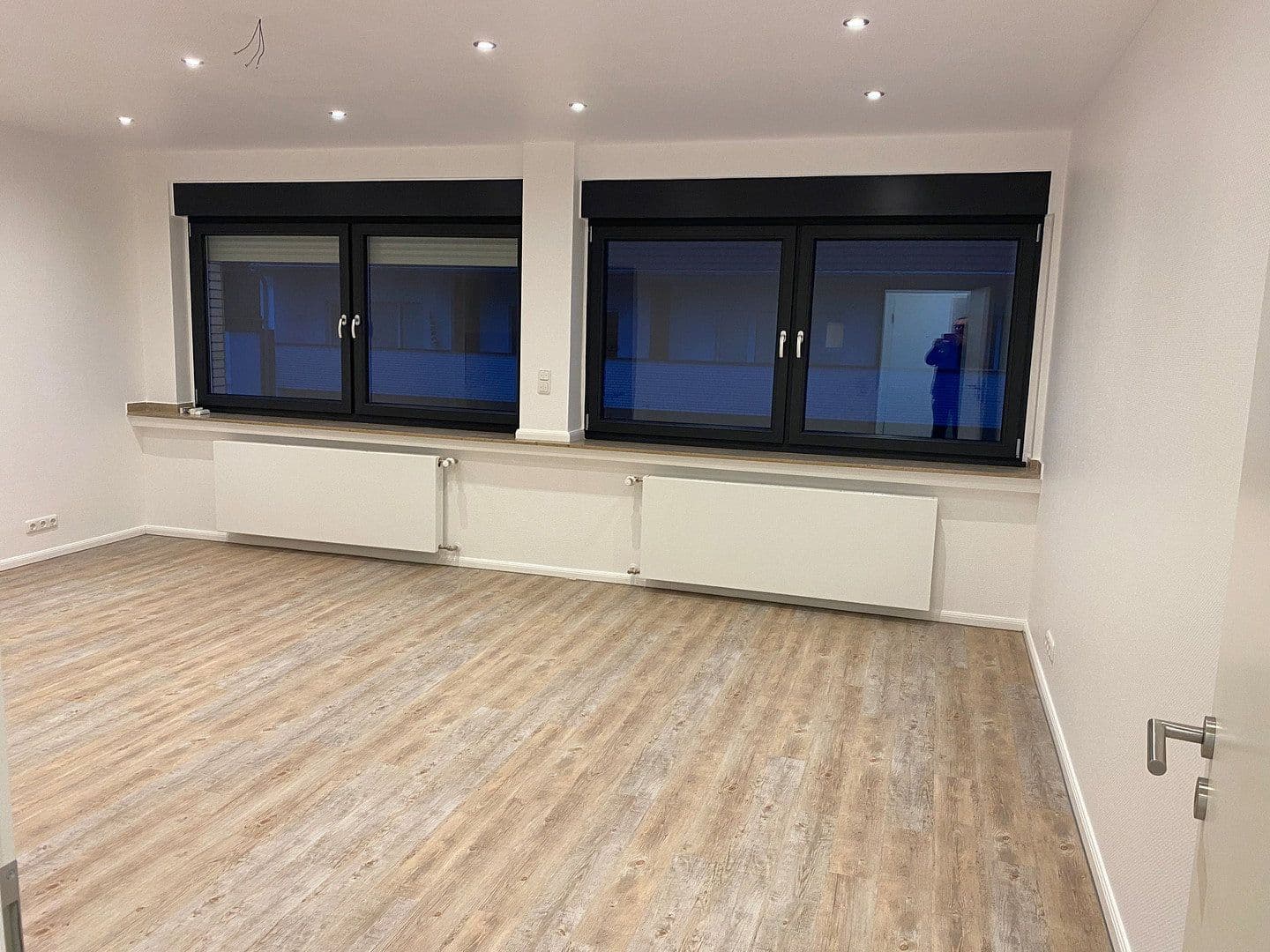 Prenájom bytu 1-izbový 39 m², Hochemmericher Straße 64, Duisburg, Severné Porýnie - Westfálsko Prenájom bytu 1-izbový 39 m², Hochemmericher Straße 64, Duisburg, Severné Porýnie - Westfálsko