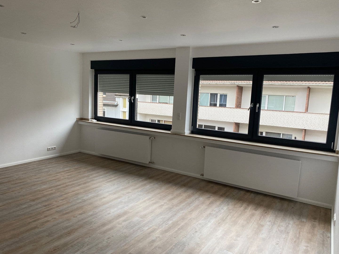 Prenájom bytu 1-izbový 39 m², Hochemmericher Straße 64, Duisburg, Severné Porýnie - Westfálsko Prenájom bytu 1-izbový 39 m², Hochemmericher Straße 64, Duisburg, Severné Porýnie - Westfálsko