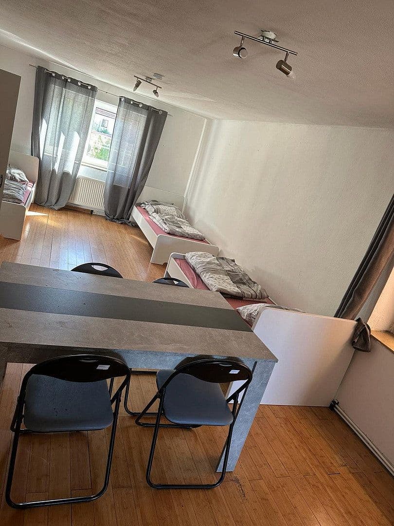 Prenájom bytu 4-izbový 80 m², Reinschmiedstraße, Vohburg an der Donau, Bavorsko Prenájom bytu 4-izbový 80 m², Reinschmiedstraße, Vohburg an der Donau, Bavorsko