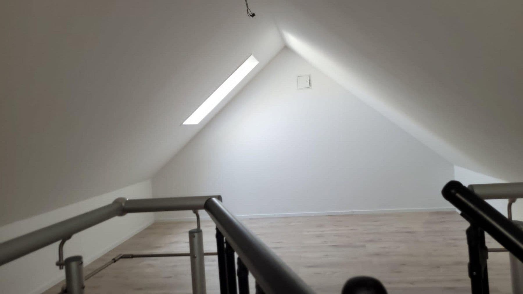 Predaj domu 368 m², pozemek 230 m², Birkenstraße 1, Reichenbach, Sasko Predaj domu 368 m², pozemek 230 m², Birkenstraße 1, Reichenbach, Sasko