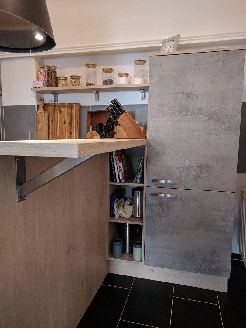 Prenájom bytu 3-izbový 93 m², Meißner Straße, 3, Wilsdruff, Sasko Prenájom bytu 3-izbový 93 m², Meißner Straße, 3, Wilsdruff, Sasko