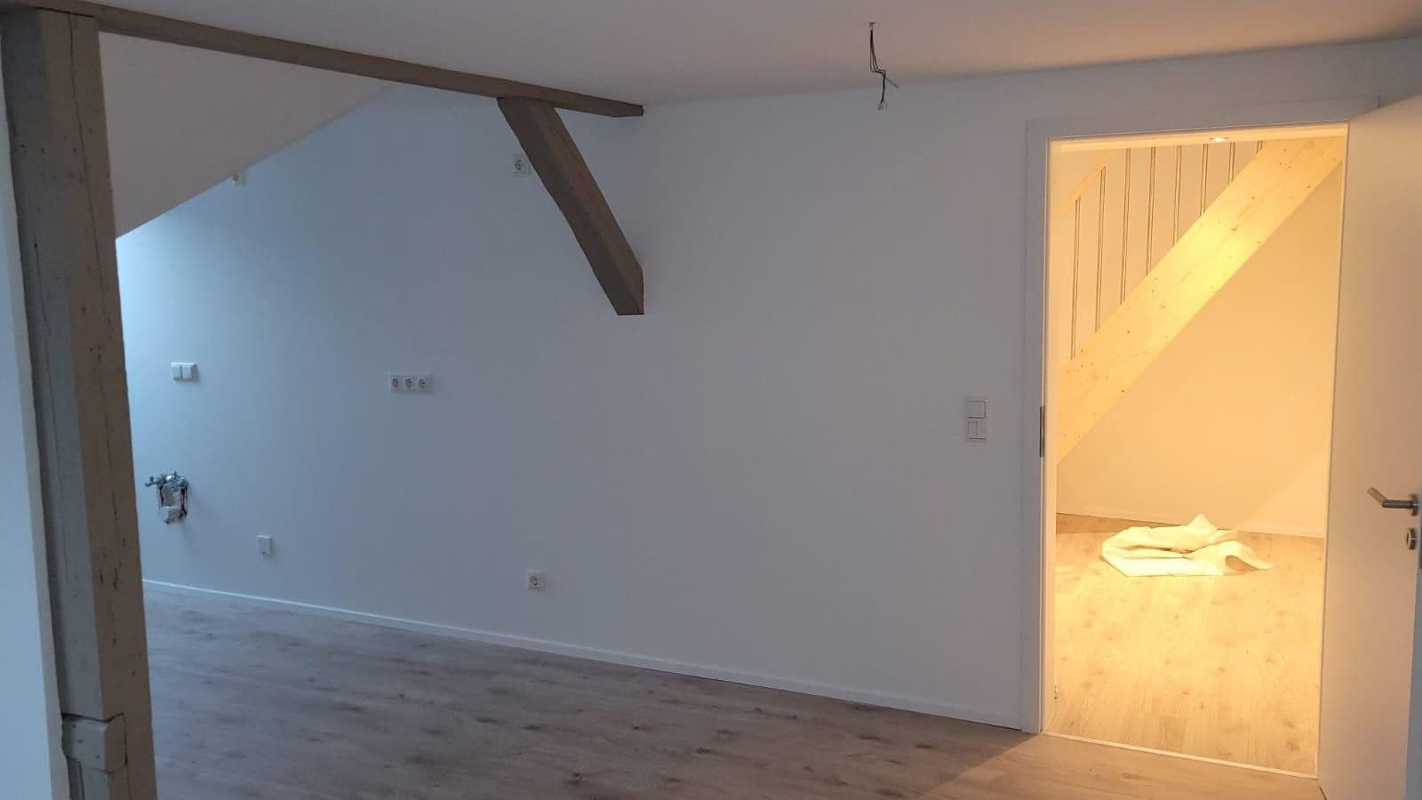 Predaj domu 410 m², pozemek 210 m², Stockmannstr. 5, Reichenbach, Sasko Predaj domu 410 m², pozemek 210 m², Stockmannstr. 5, Reichenbach, Sasko
