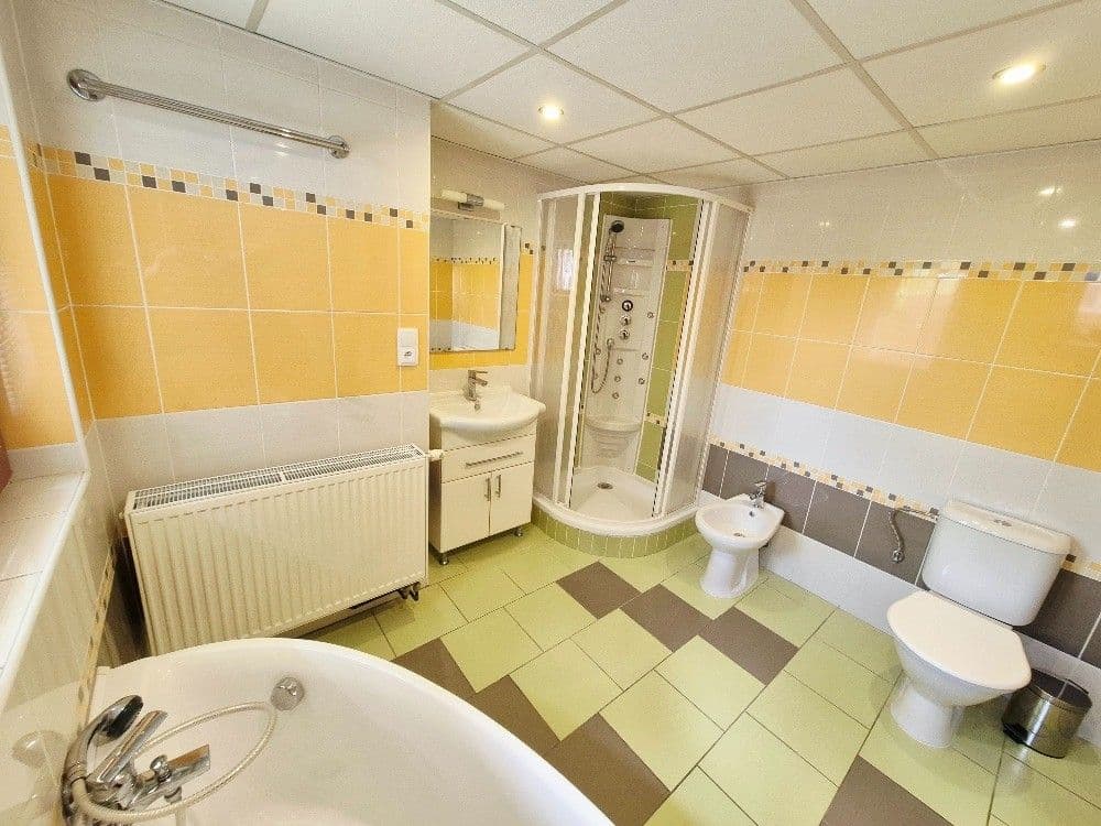 Predaj domu 130 m², pozemek 438 m², Třebízského, Chomutov, Ústecký kraj Predaj domu 130 m², pozemek 438 m², Třebízského, Chomutov, Ústecký kraj