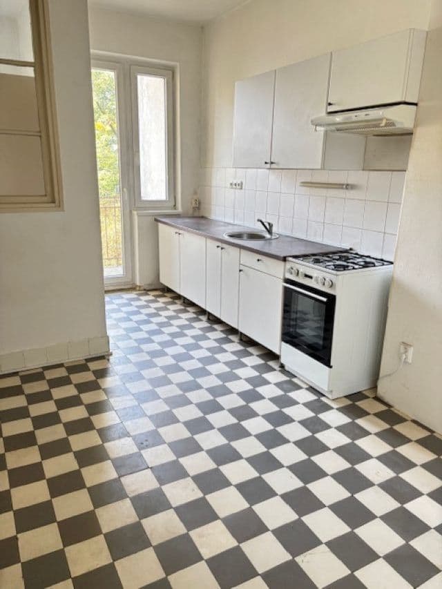 Prenájom bytu 1-izbový 60 m², Mášova, Brno, Jihomoravský kraj Prenájom bytu 1-izbový 60 m², Mášova, Brno, Jihomoravský kraj
