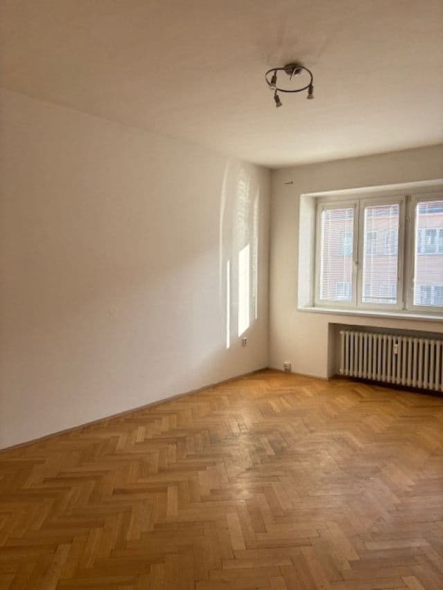 Prenájom bytu 1-izbový 60 m², Mášova, Brno, Jihomoravský kraj Prenájom bytu 1-izbový 60 m², Mášova, Brno, Jihomoravský kraj