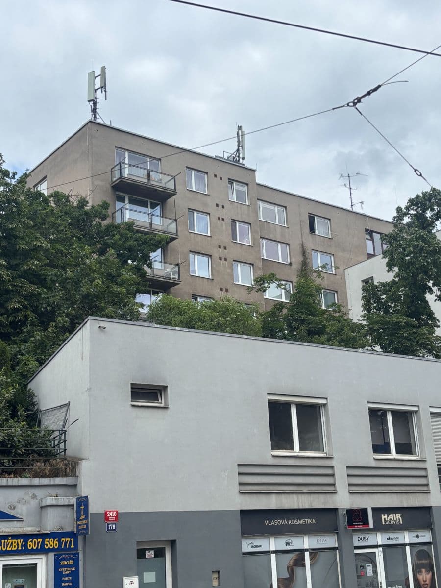 Predaj bytu 4-izbový 64 m², U Dvou srpů, Praha, Praha Predaj bytu 4-izbový 64 m², U Dvou srpů, Praha, Praha