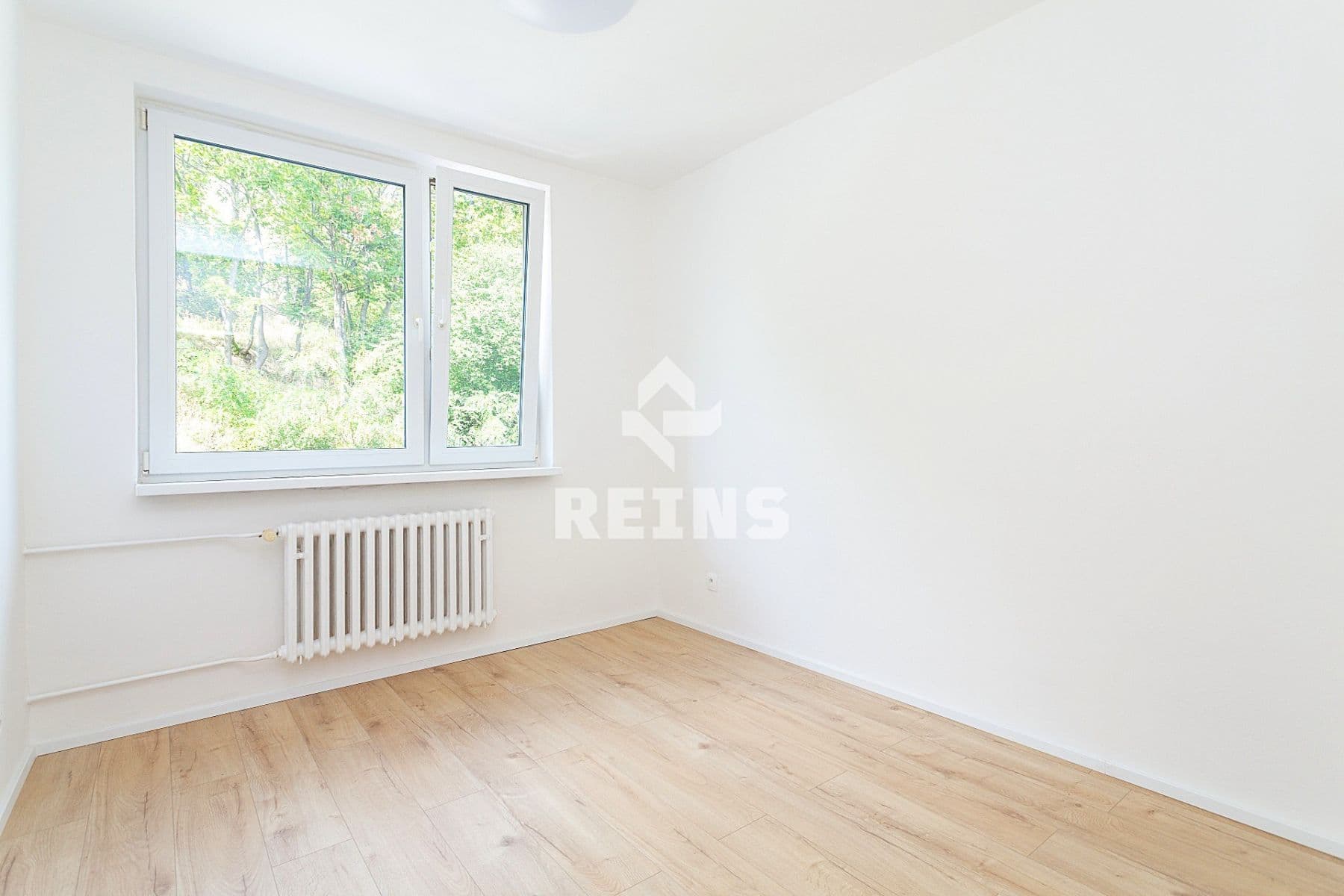 Predaj bytu 4-izbový 64 m², U Dvou srpů, Praha, Praha Predaj bytu 4-izbový 64 m², U Dvou srpů, Praha, Praha