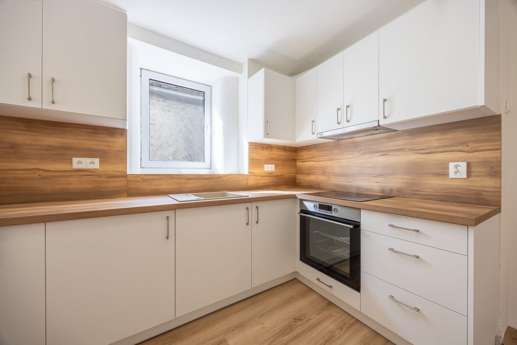Predaj domu 120 m², pozemek 483 m², Chožov, Ústecký kraj Predaj domu 120 m², pozemek 483 m², Chožov, Ústecký kraj