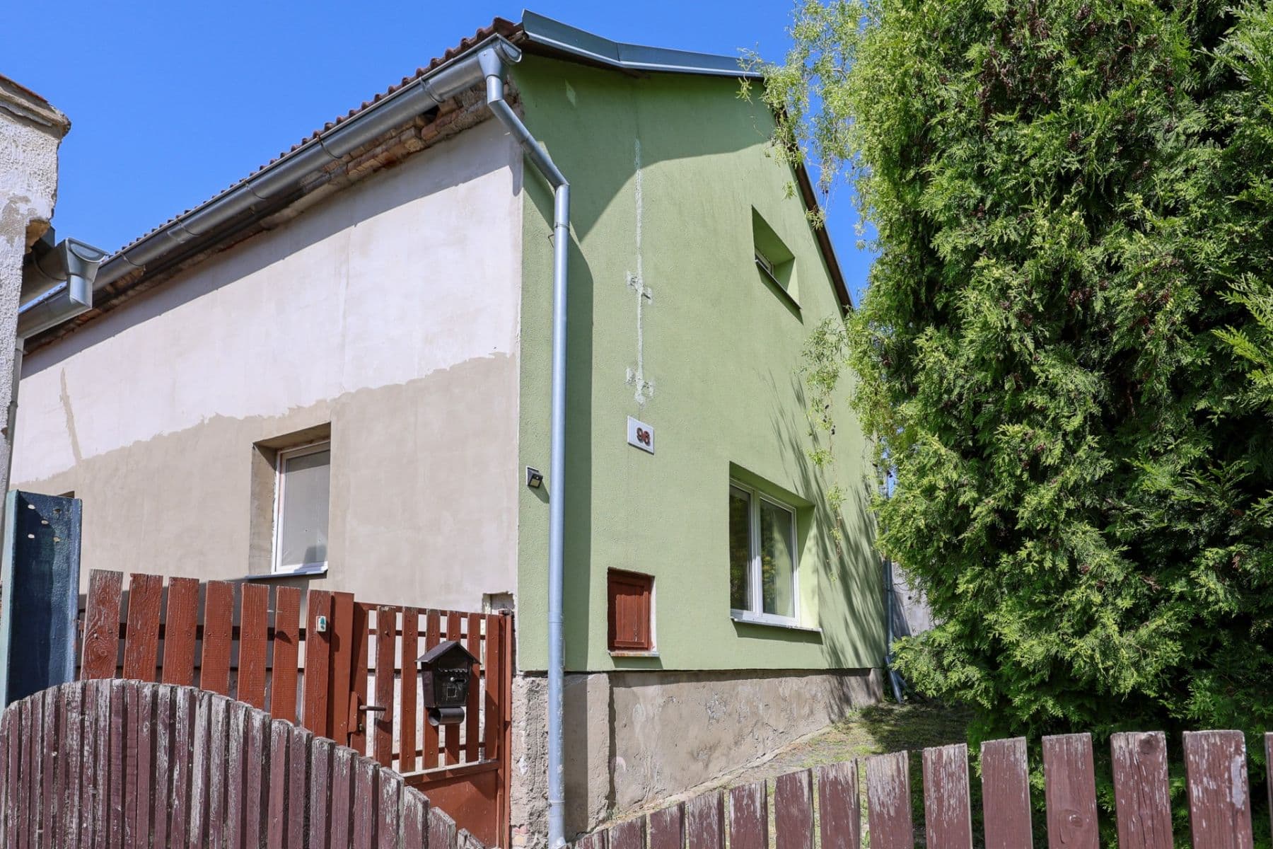 Predaj domu 120 m², pozemek 483 m², Chožov, Ústecký kraj Predaj domu 120 m², pozemek 483 m², Chožov, Ústecký kraj