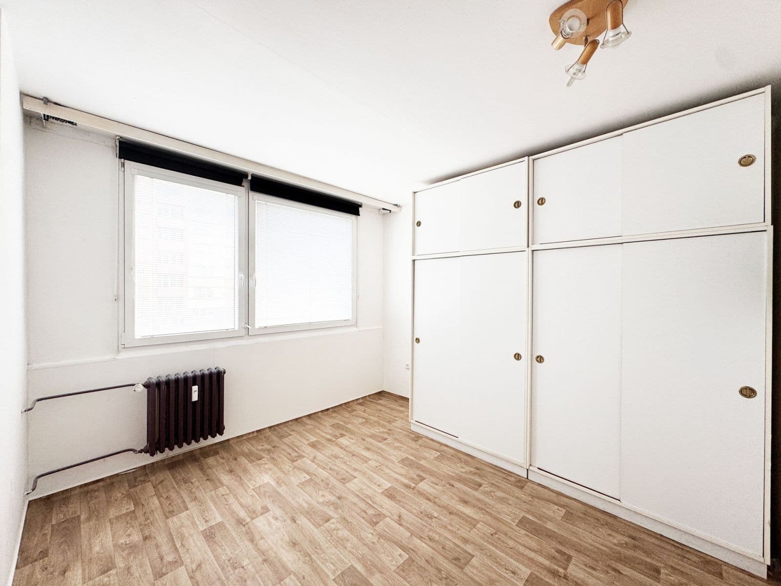 Prenájom bytu 3-izbový 64 m², U stadionu, Mladá Boleslav, Středočeský kraj Prenájom bytu 3-izbový 64 m², U stadionu, Mladá Boleslav, Středočeský kraj