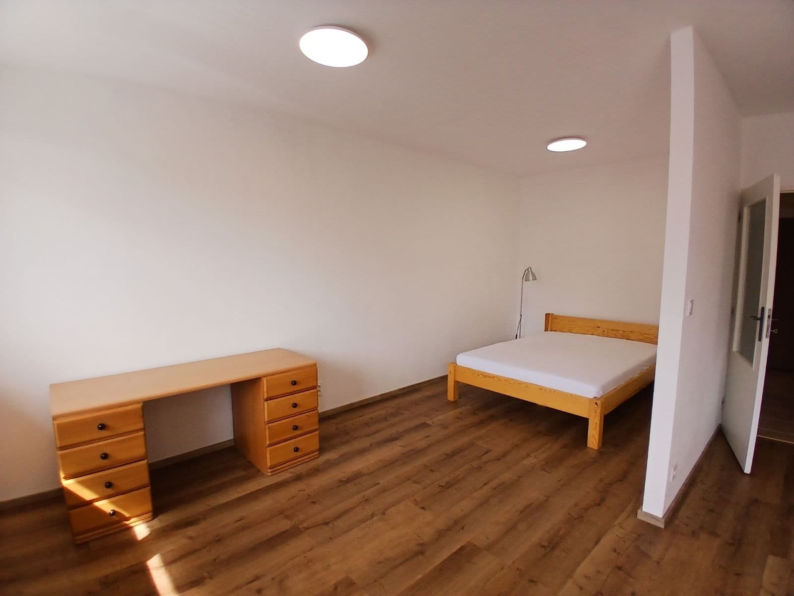 Prenájom bytu 1-izbový 46 m², Hnězdenská, Praha, Praha Prenájom bytu 1-izbový 46 m², Hnězdenská, Praha, Praha
