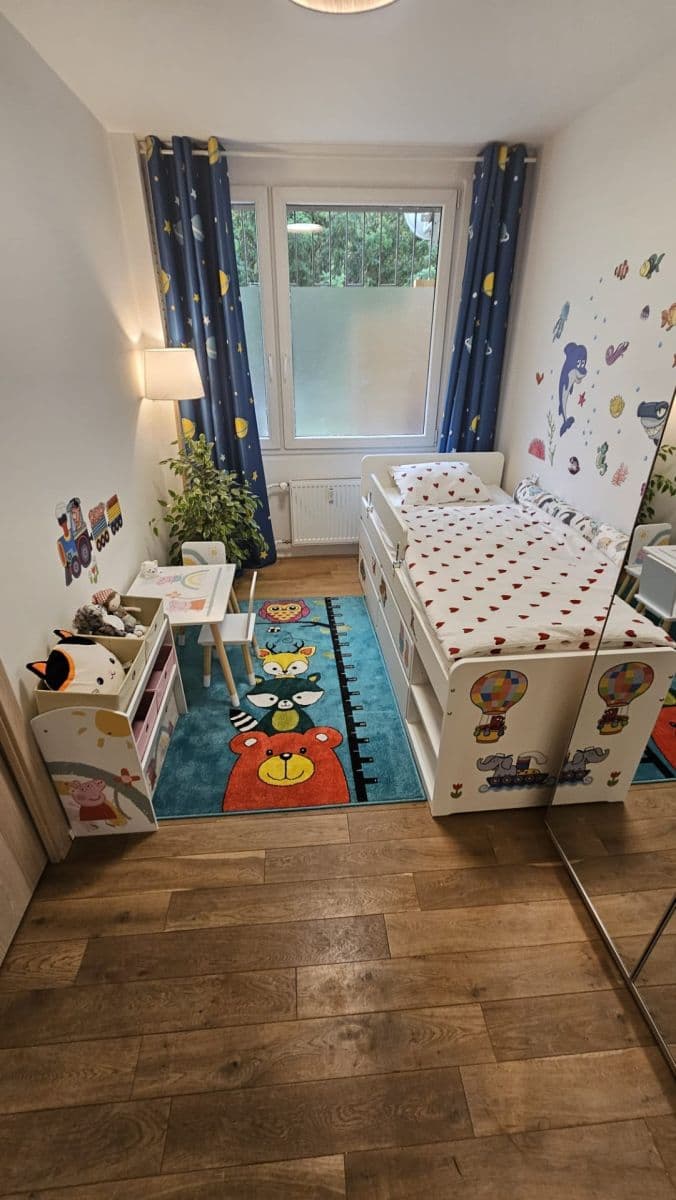 Prenájom bytu 3-izbový 53 m², Varnsdorfská, Praha, Praha Prenájom bytu 3-izbový 53 m², Varnsdorfská, Praha, Praha