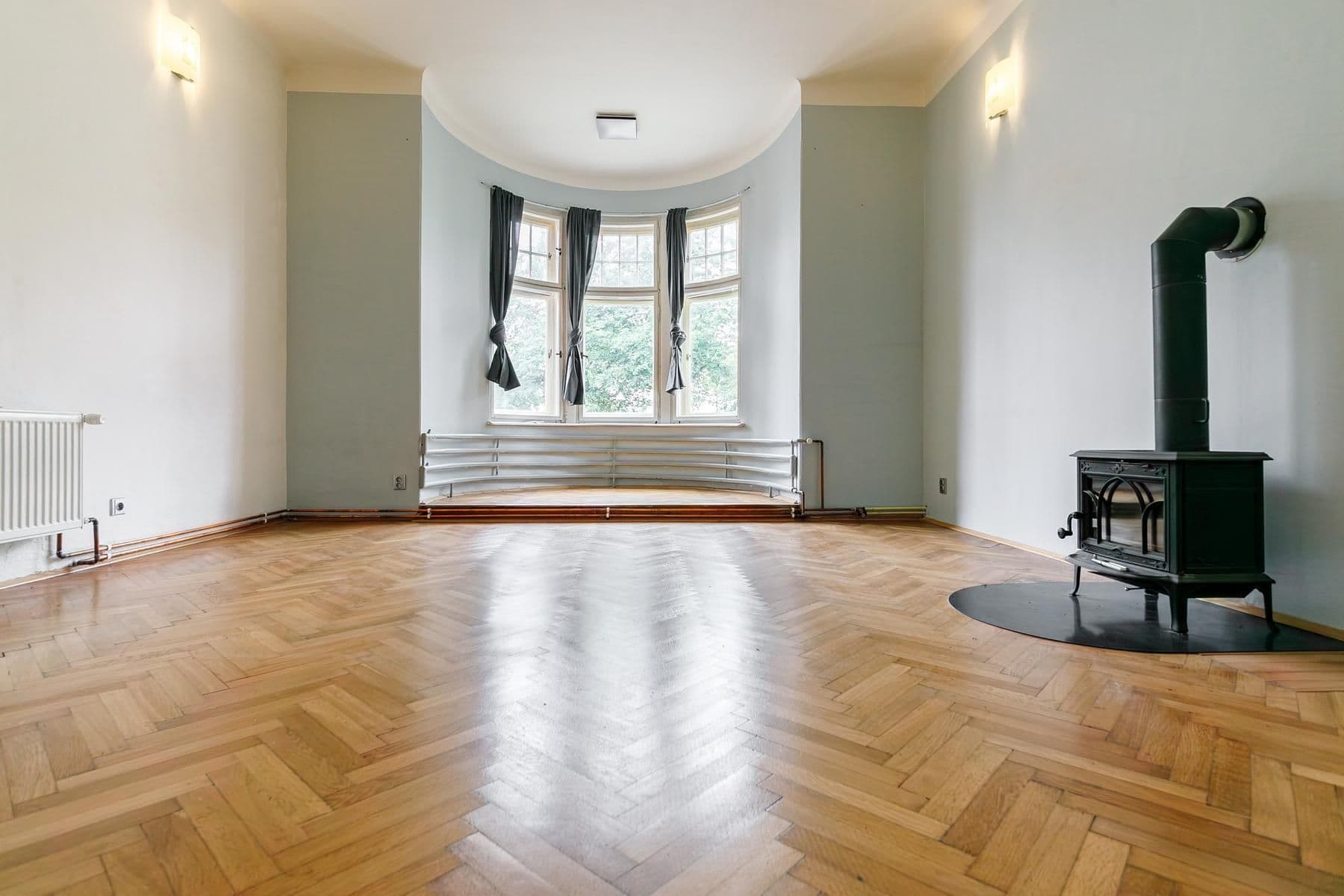 Predaj bytu 1-izbový 51 m², Klášterní, Liberec, Praha Predaj bytu 1-izbový 51 m², Klášterní, Liberec, Praha