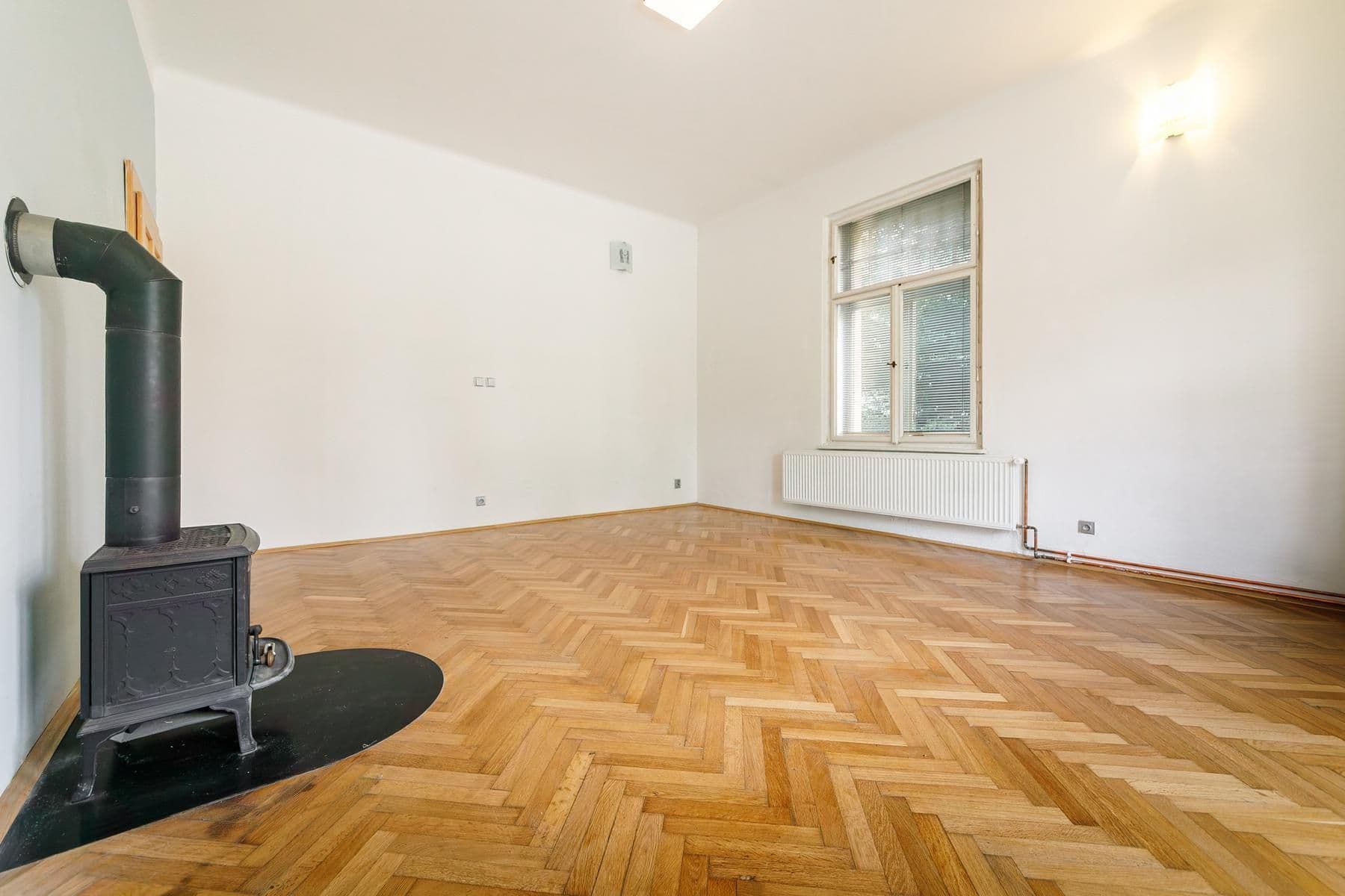 Predaj bytu 1-izbový 51 m², Klášterní, Liberec, Praha Predaj bytu 1-izbový 51 m², Klášterní, Liberec, Praha