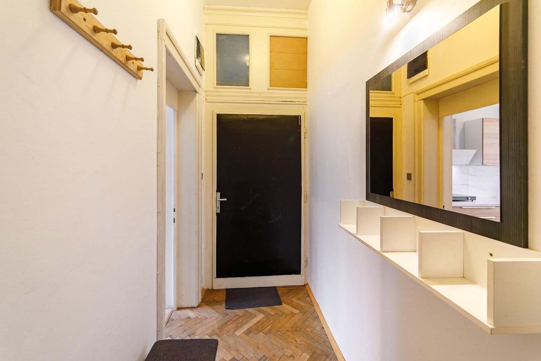 Predaj bytu 1-izbový 51 m², Klášterní, Liberec, Praha Predaj bytu 1-izbový 51 m², Klášterní, Liberec, Praha