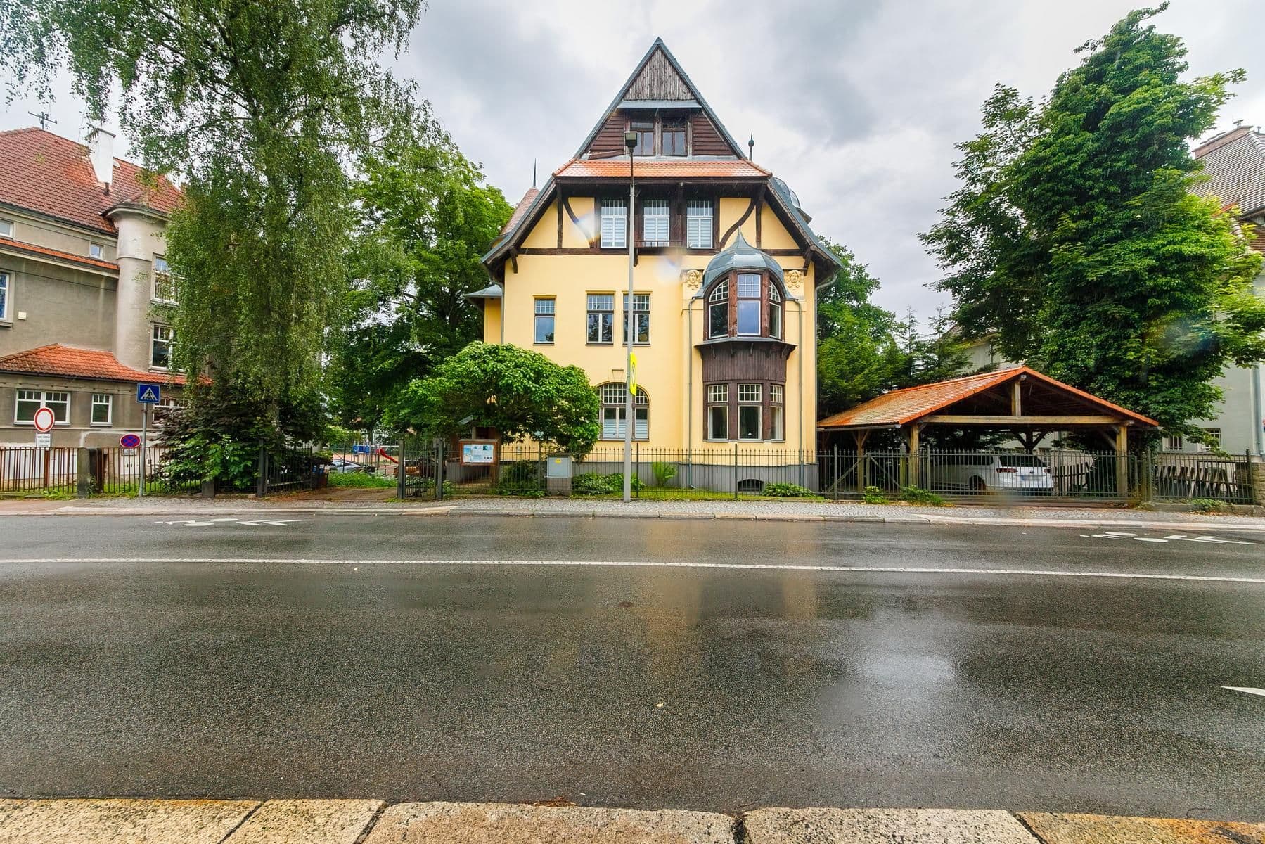 Predaj bytu 1-izbový 51 m², Klášterní, Liberec, Praha Predaj bytu 1-izbový 51 m², Klášterní, Liberec, Praha