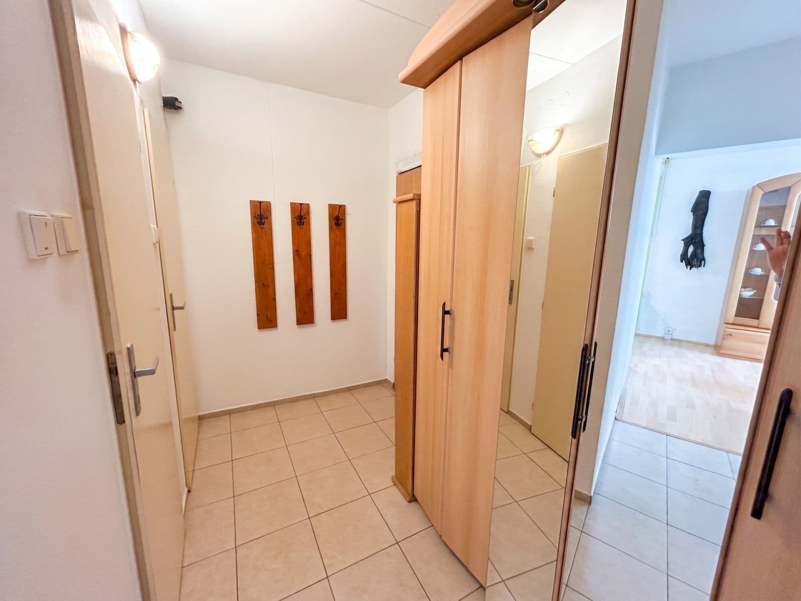 Prenájom bytu 2-izbový 40 m², U Sluncové, Praha, Praha Prenájom bytu 2-izbový 40 m², U Sluncové, Praha, Praha