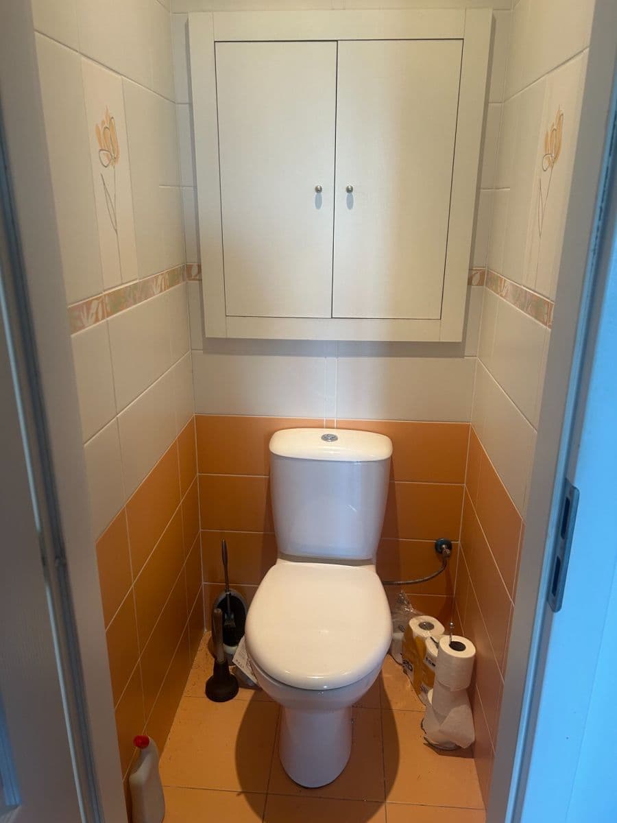 Prenájom bytu 3-izbový 56 m², Bohumínská, Ostrava, Moravskoslezský kraj Prenájom bytu 3-izbový 56 m², Bohumínská, Ostrava, Moravskoslezský kraj