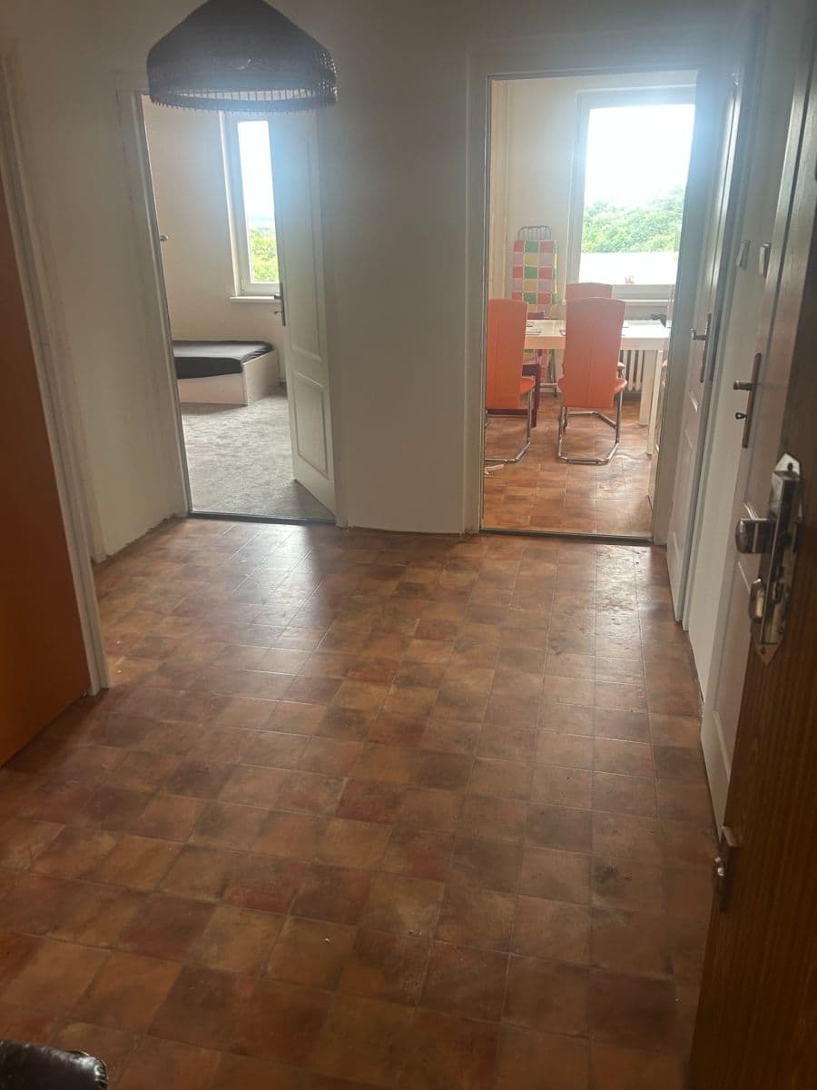 Prenájom bytu 3-izbový 56 m², Bohumínská, Ostrava, Moravskoslezský kraj Prenájom bytu 3-izbový 56 m², Bohumínská, Ostrava, Moravskoslezský kraj