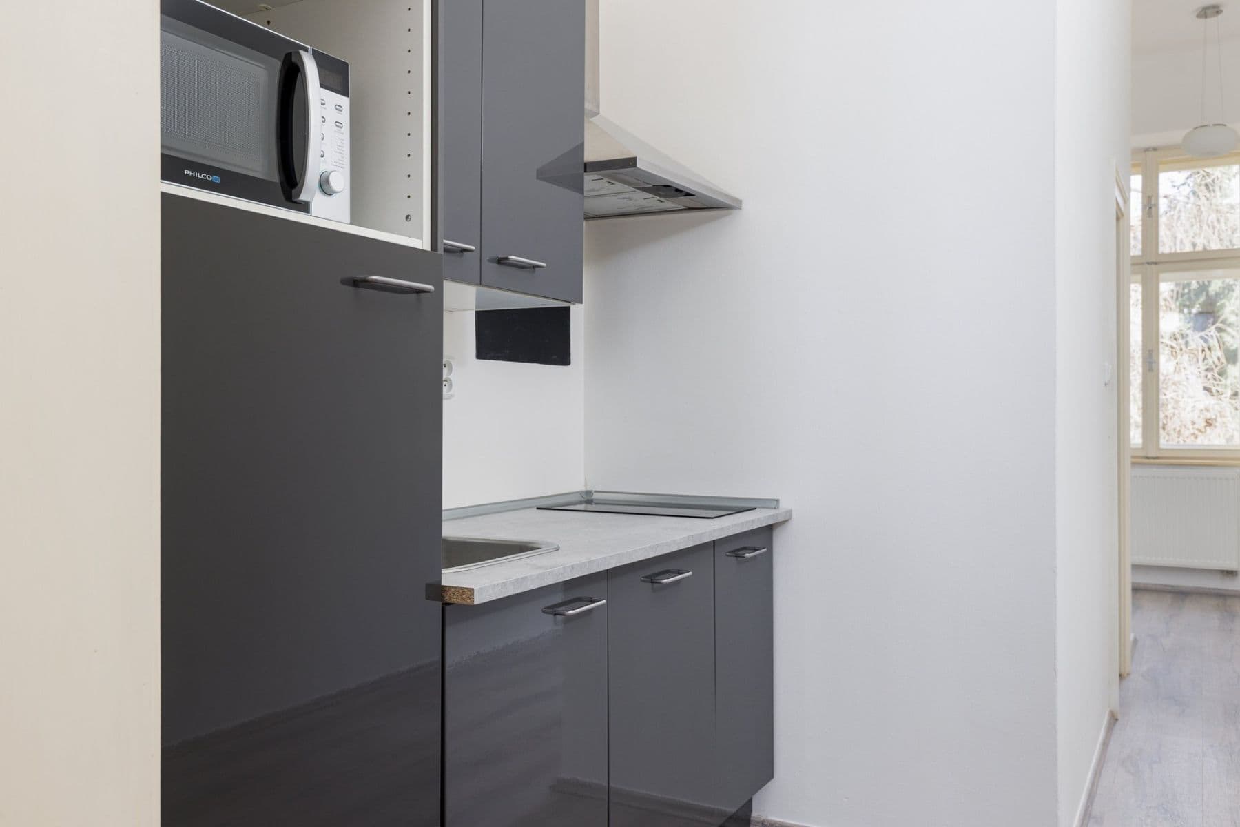 Prenájom bytu 1-izbový 40 m², Kamenická, Praha, Praha Prenájom bytu 1-izbový 40 m², Kamenická, Praha, Praha