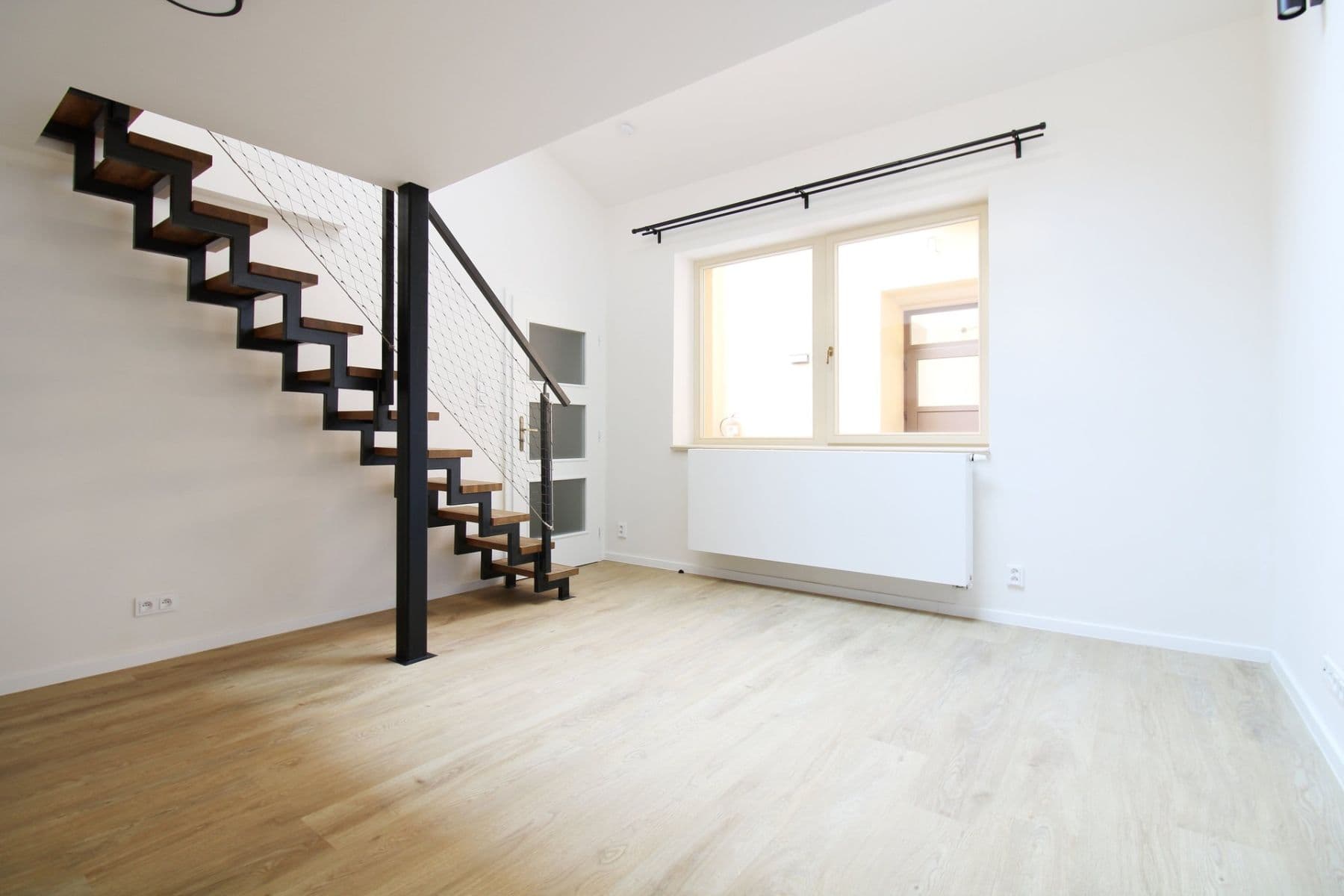 Prenájom bytu 2-izbový 45 m², Chlumova, Praha, Praha Prenájom bytu 2-izbový 45 m², Chlumova, Praha, Praha
