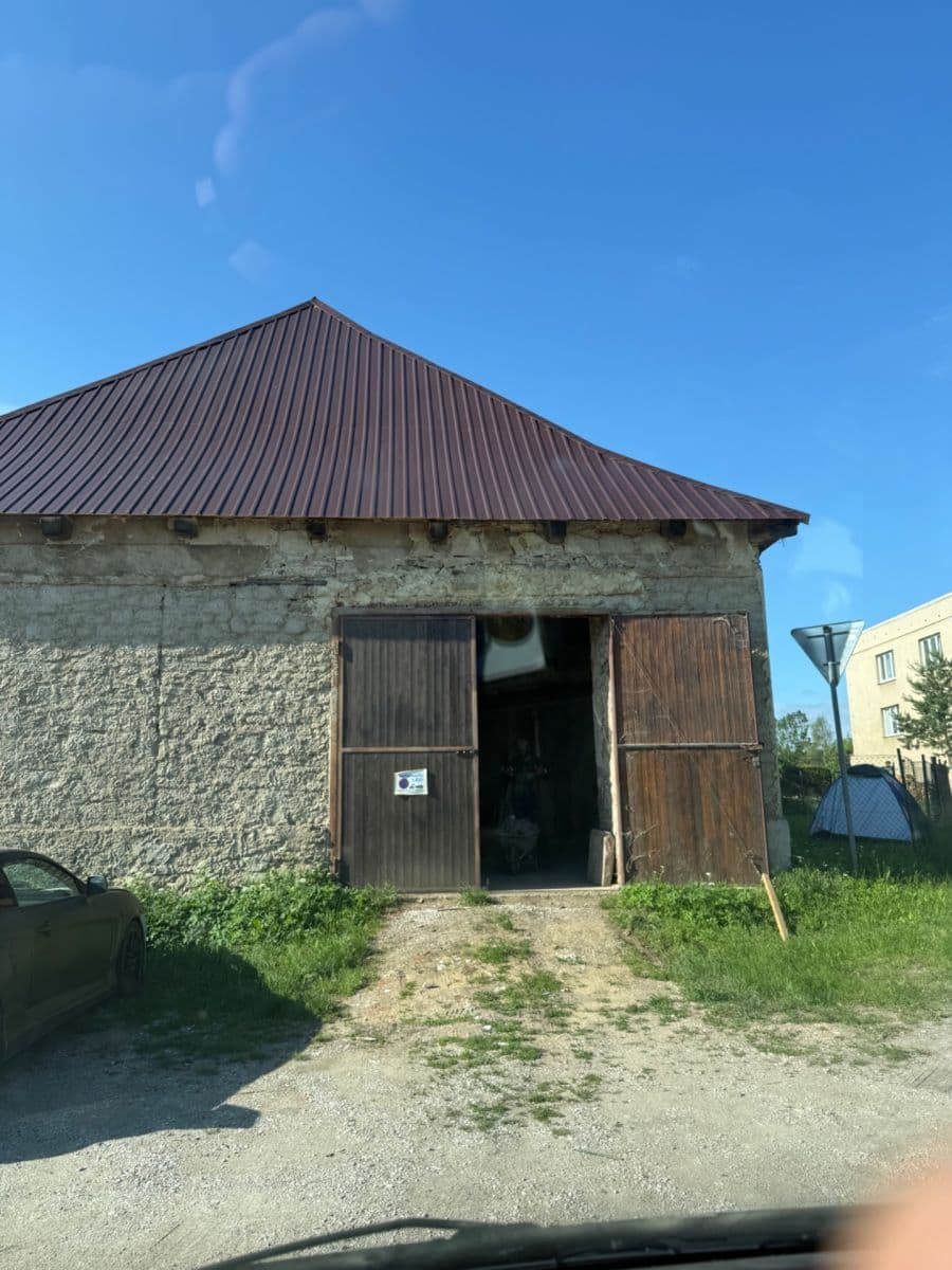 Prenájom nebytového priestoru 350 m², Bykoš, Středočeský kraj Prenájom nebytového priestoru 350 m², Bykoš, Středočeský kraj