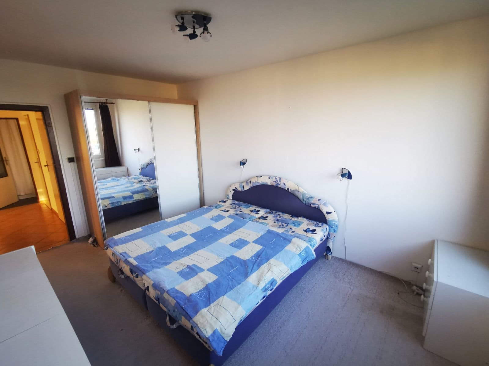 Prenájom bytu 3-izbový 74 m², Trnková, Praha, Praha Prenájom bytu 3-izbový 74 m², Trnková, Praha, Praha
