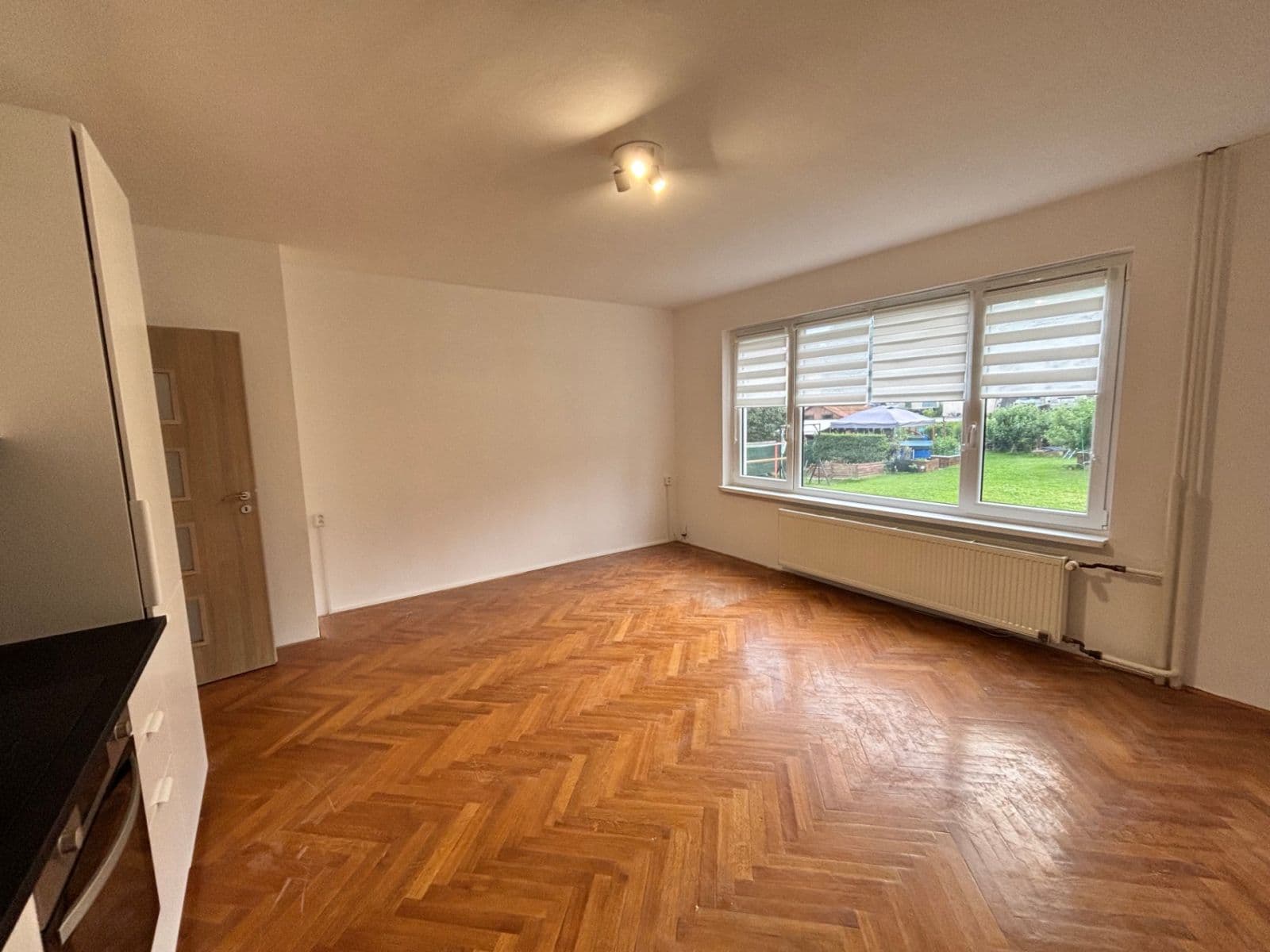 Prenájom bytu 4-izbový 90 m², Klášterského, Liberec, Liberecký kraj Prenájom bytu 4-izbový 90 m², Klášterského, Liberec, Liberecký kraj