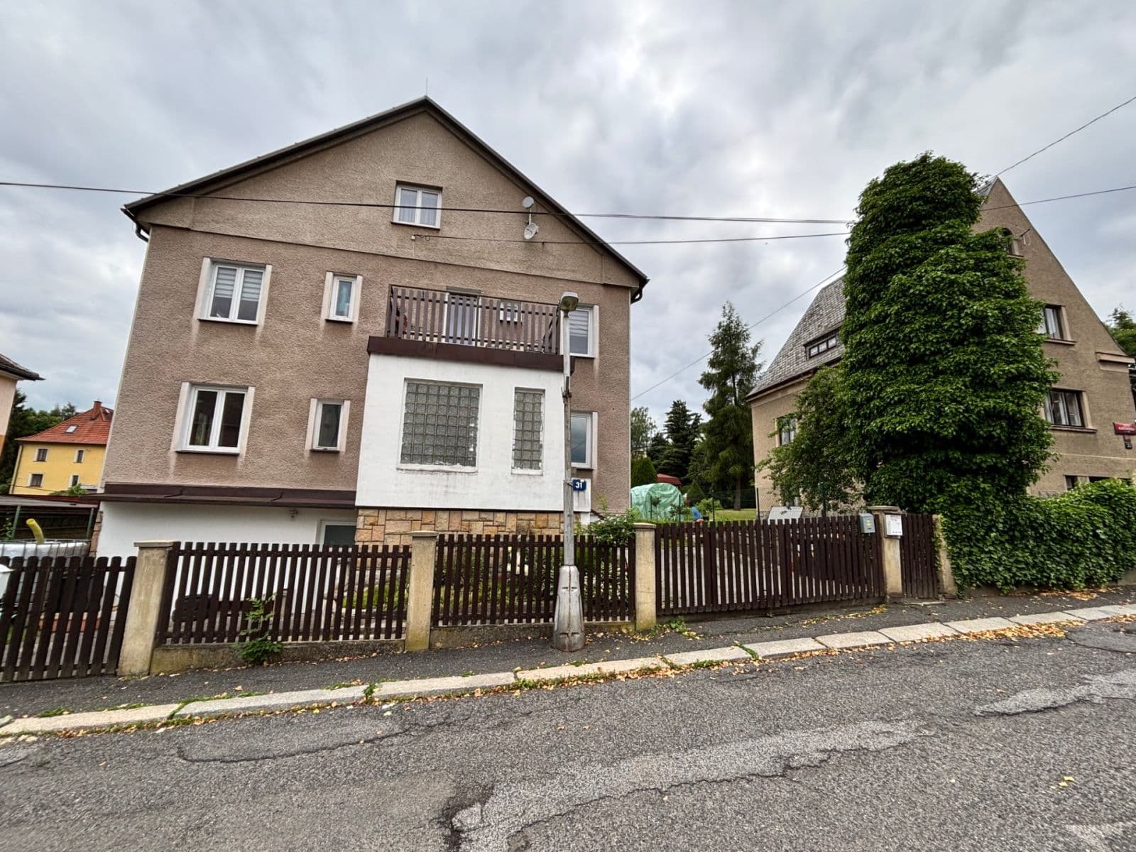 Prenájom bytu 4-izbový 90 m², Klášterského, Liberec, Liberecký kraj Prenájom bytu 4-izbový 90 m², Klášterského, Liberec, Liberecký kraj
