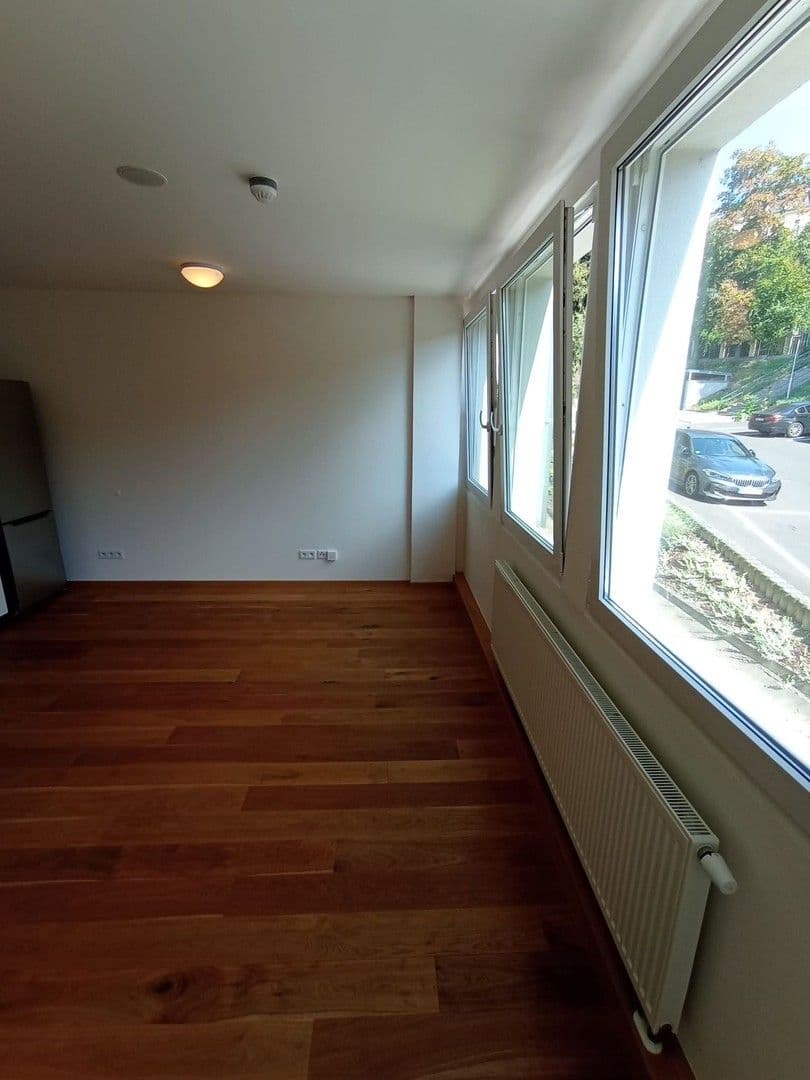 Prenájom bytu 2-izbový 48 m², Perucká, Praha, Praha Prenájom bytu 2-izbový 48 m², Perucká, Praha, Praha