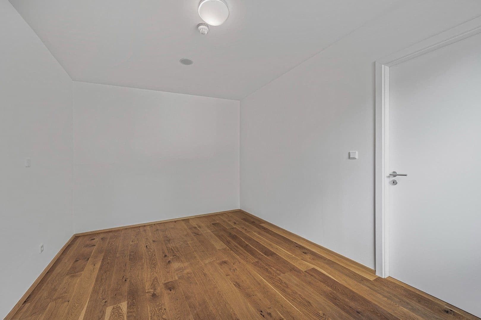 Prenájom bytu 2-izbový 48 m², Perucká, Praha, Praha Prenájom bytu 2-izbový 48 m², Perucká, Praha, Praha