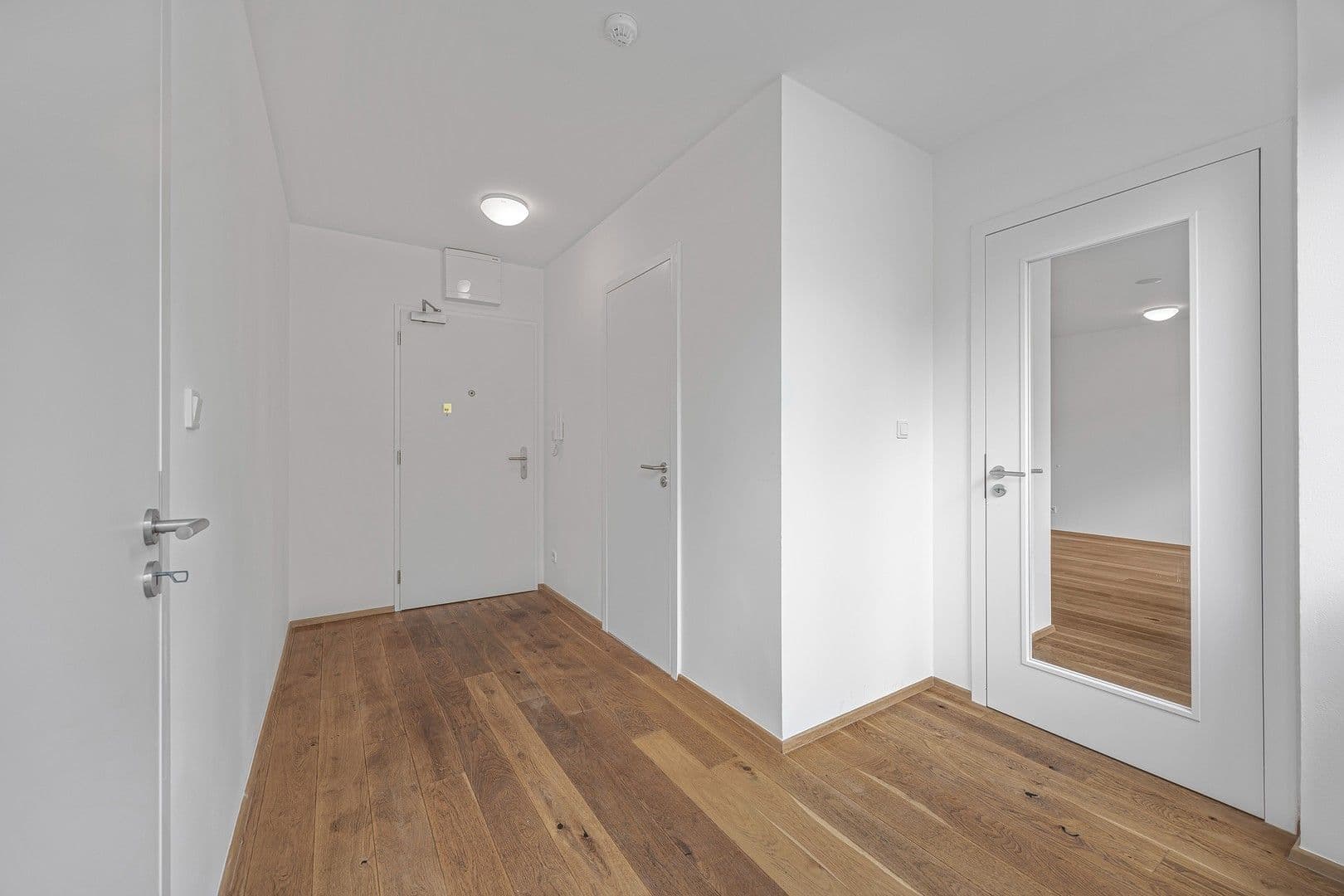 Prenájom bytu 2-izbový 48 m², Perucká, Praha, Praha Prenájom bytu 2-izbový 48 m², Perucká, Praha, Praha