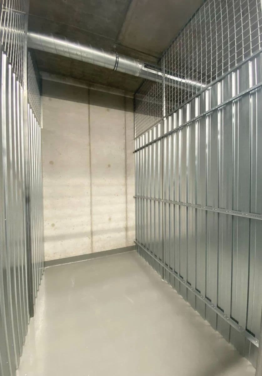 Prenájom bytu 1-izbový 38 m², U Komína, Praha, Praha Prenájom bytu 1-izbový 38 m², U Komína, Praha, Praha