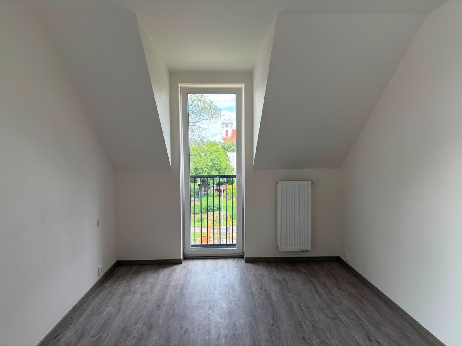 Prenájom bytu 2-izbový 44 m², Prokopa Velikého, Český Brod, Středočeský kraj Prenájom bytu 2-izbový 44 m², Prokopa Velikého, Český Brod, Středočeský kraj