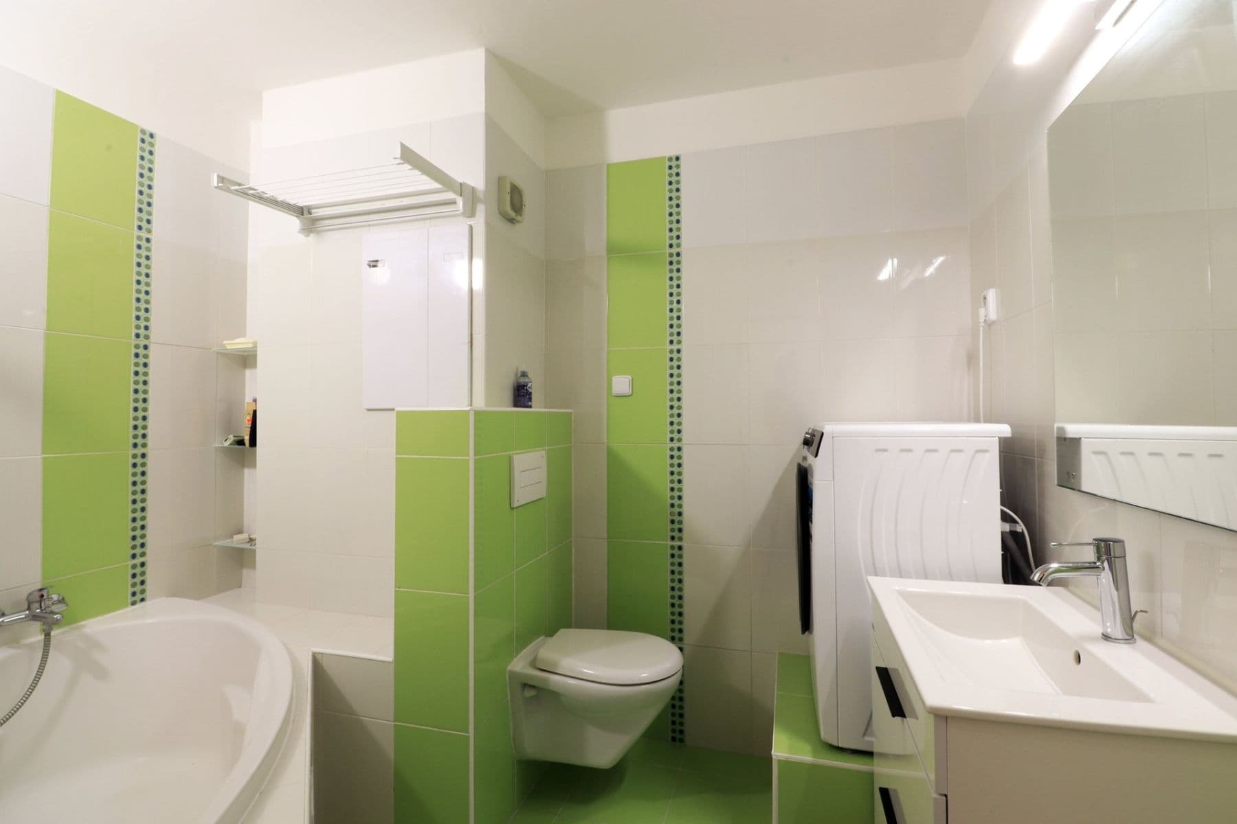 Prenájom bytu 3-izbový 67 m², Děčínská, Kladno, Středočeský kraj Prenájom bytu 3-izbový 67 m², Děčínská, Kladno, Středočeský kraj