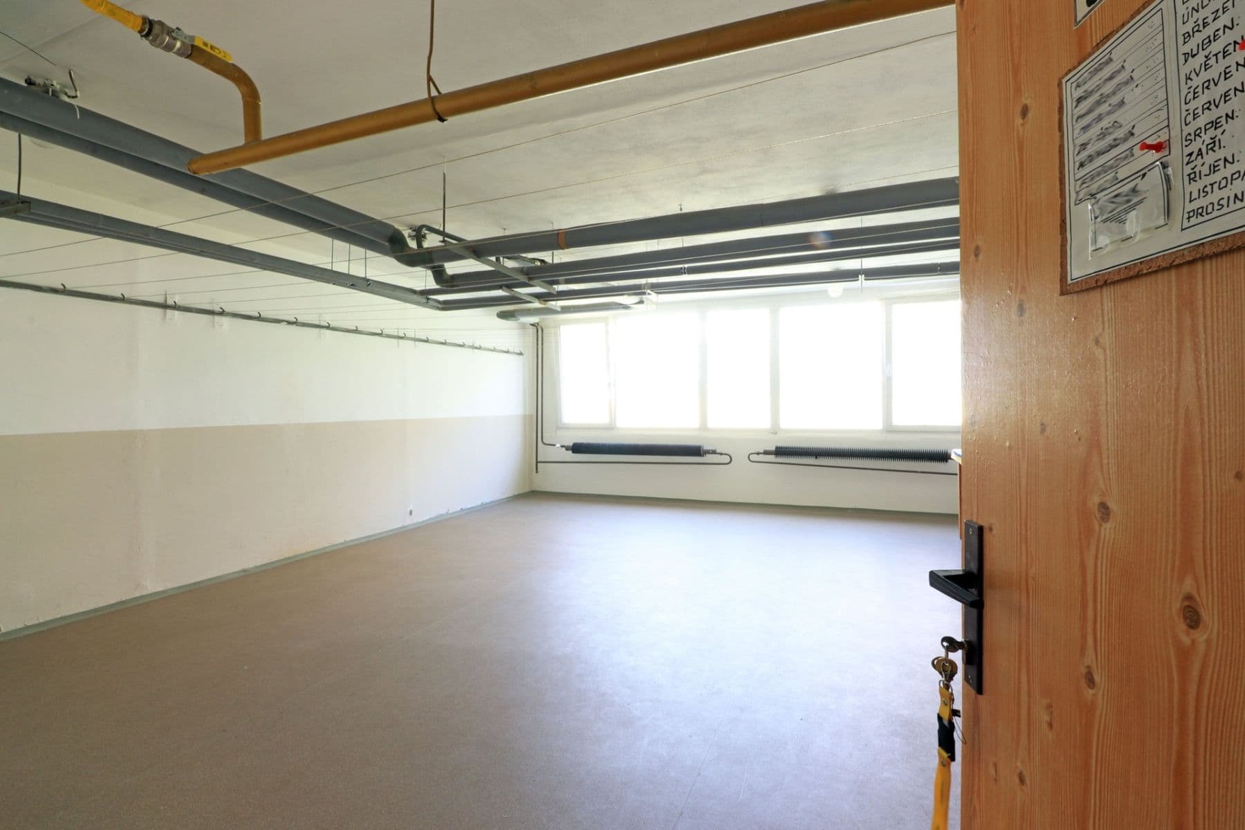 Prenájom bytu 3-izbový 67 m², Děčínská, Kladno, Středočeský kraj Prenájom bytu 3-izbový 67 m², Děčínská, Kladno, Středočeský kraj