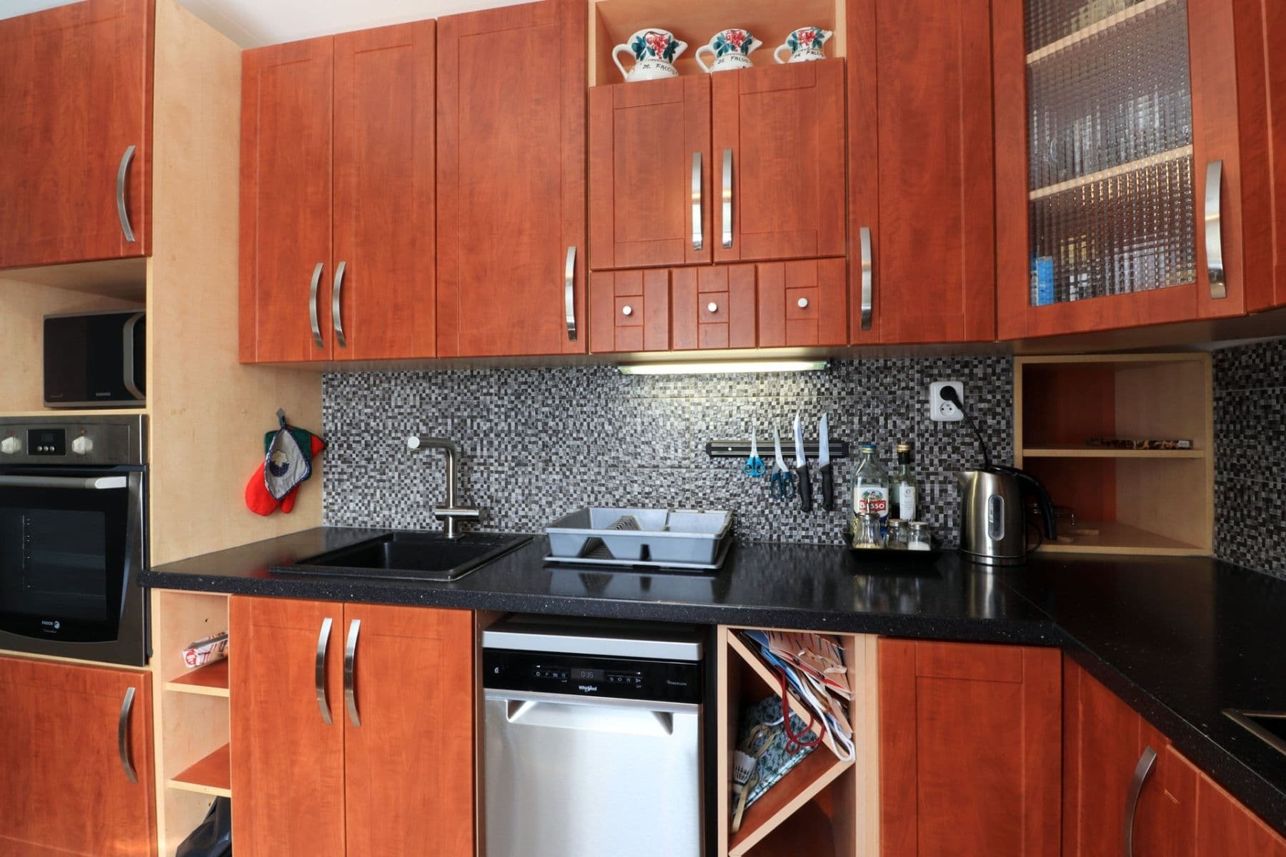 Prenájom bytu 3-izbový 67 m², Děčínská, Kladno, Středočeský kraj Prenájom bytu 3-izbový 67 m², Děčínská, Kladno, Středočeský kraj