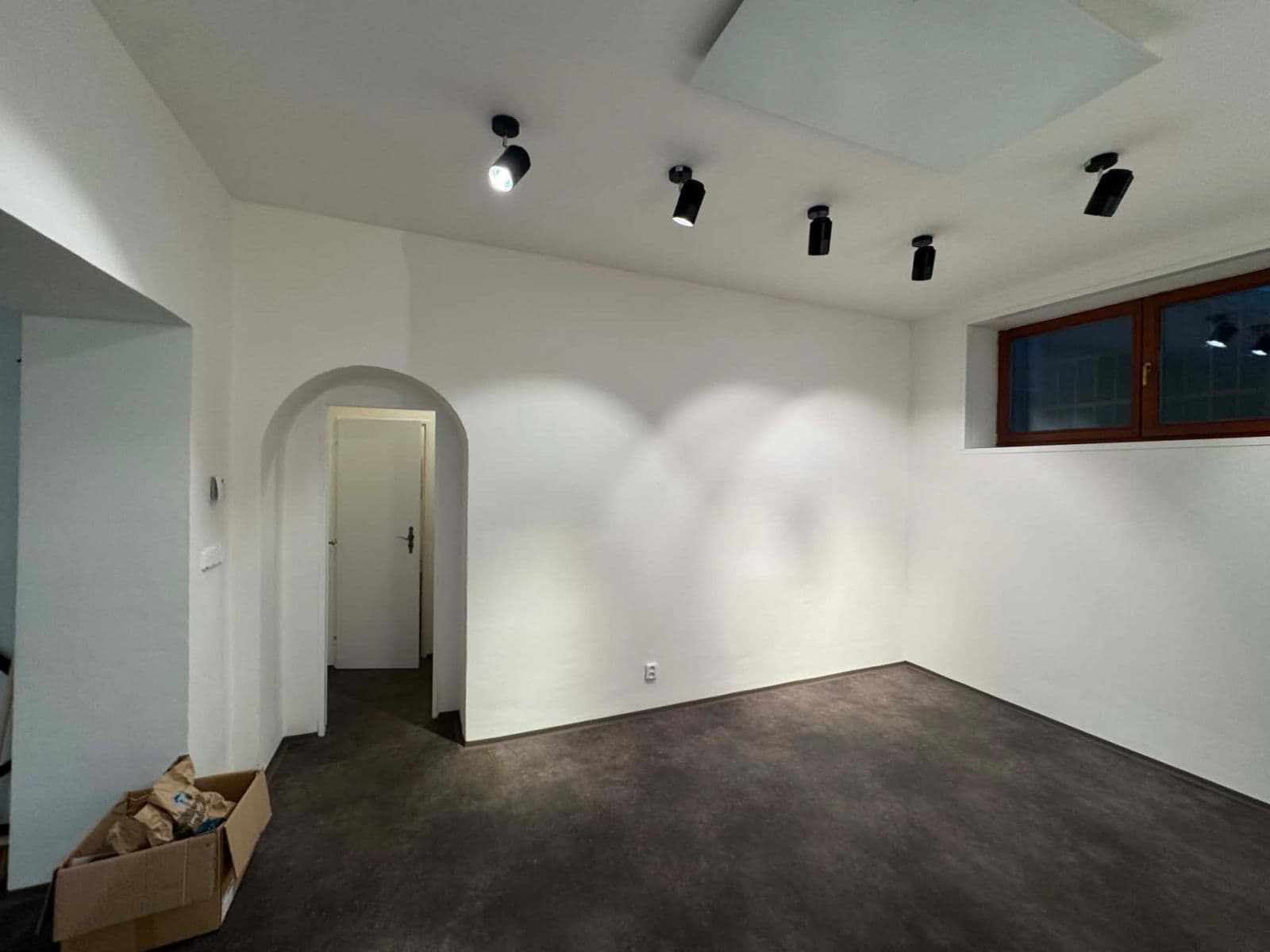 Predaj nebytového priestoru 91 m², Nádražní, Židlochovice, Jihomoravský kraj Predaj nebytového priestoru 91 m², Nádražní, Židlochovice, Jihomoravský kraj