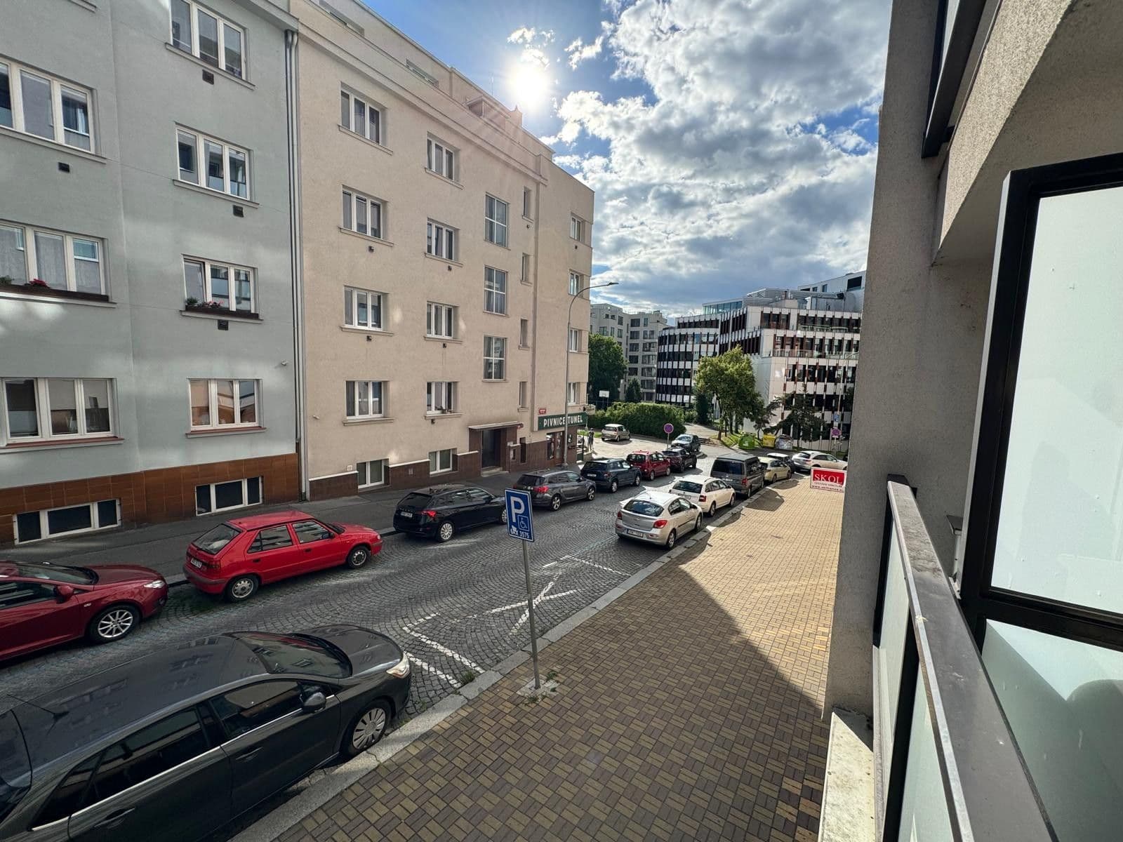 Prenájom bytu 3-izbový 67 m², Dačického, Praha, Praha Prenájom bytu 3-izbový 67 m², Dačického, Praha, Praha