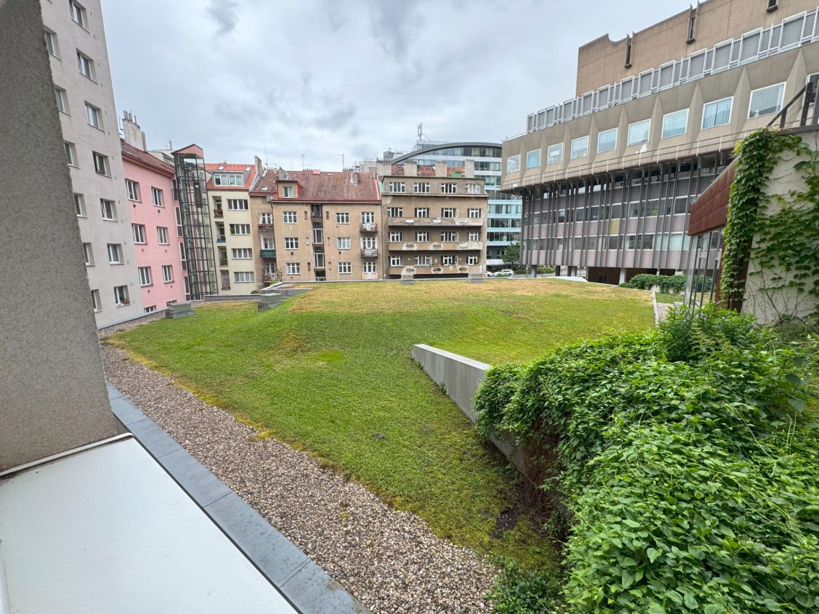 Prenájom bytu 3-izbový 67 m², Dačického, Praha, Praha Prenájom bytu 3-izbový 67 m², Dačického, Praha, Praha