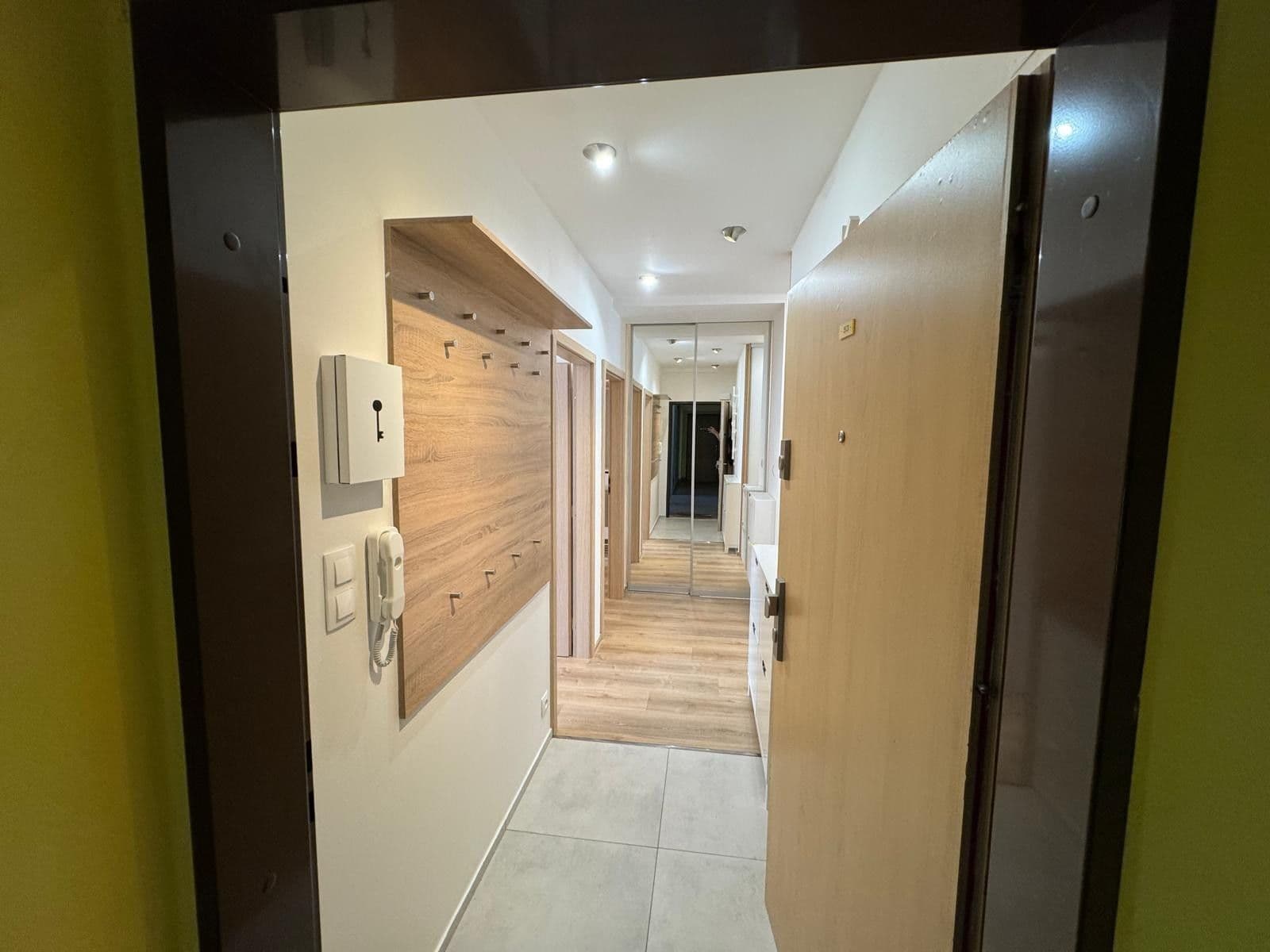 Prenájom bytu 3-izbový 67 m², Dačického, Praha, Praha Prenájom bytu 3-izbový 67 m², Dačického, Praha, Praha