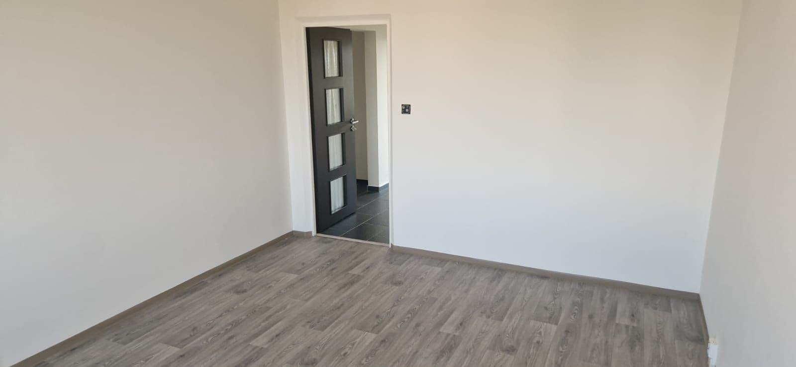 Prenájom bytu 5-izbový 100 m², Turistická, Plzeň, Plzeňský kraj Prenájom bytu 5-izbový 100 m², Turistická, Plzeň, Plzeňský kraj