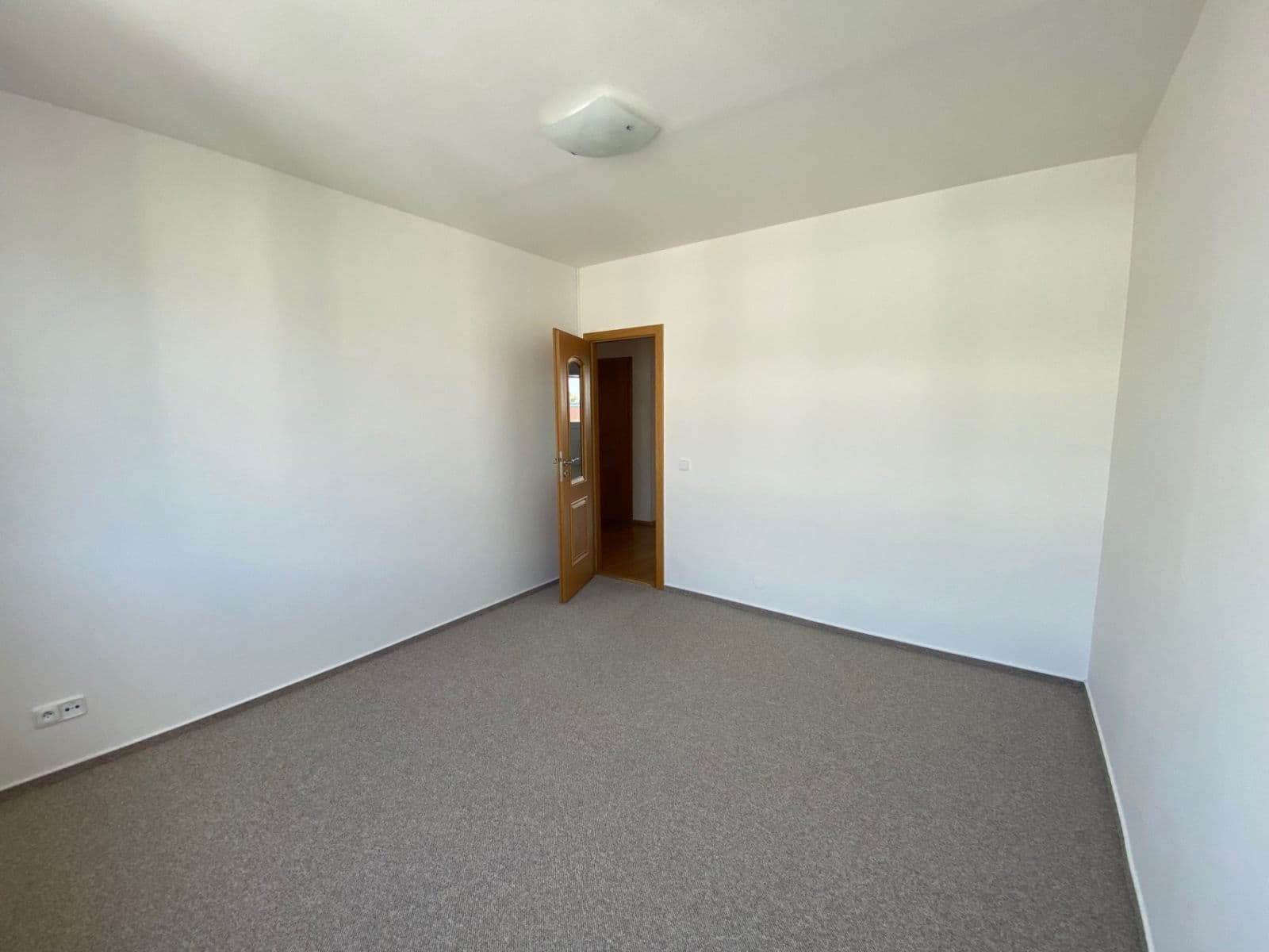 Prenájom bytu 4-izbový 92 m², K Vodárně, Dobříš, Středočeský kraj Prenájom bytu 4-izbový 92 m², K Vodárně, Dobříš, Středočeský kraj